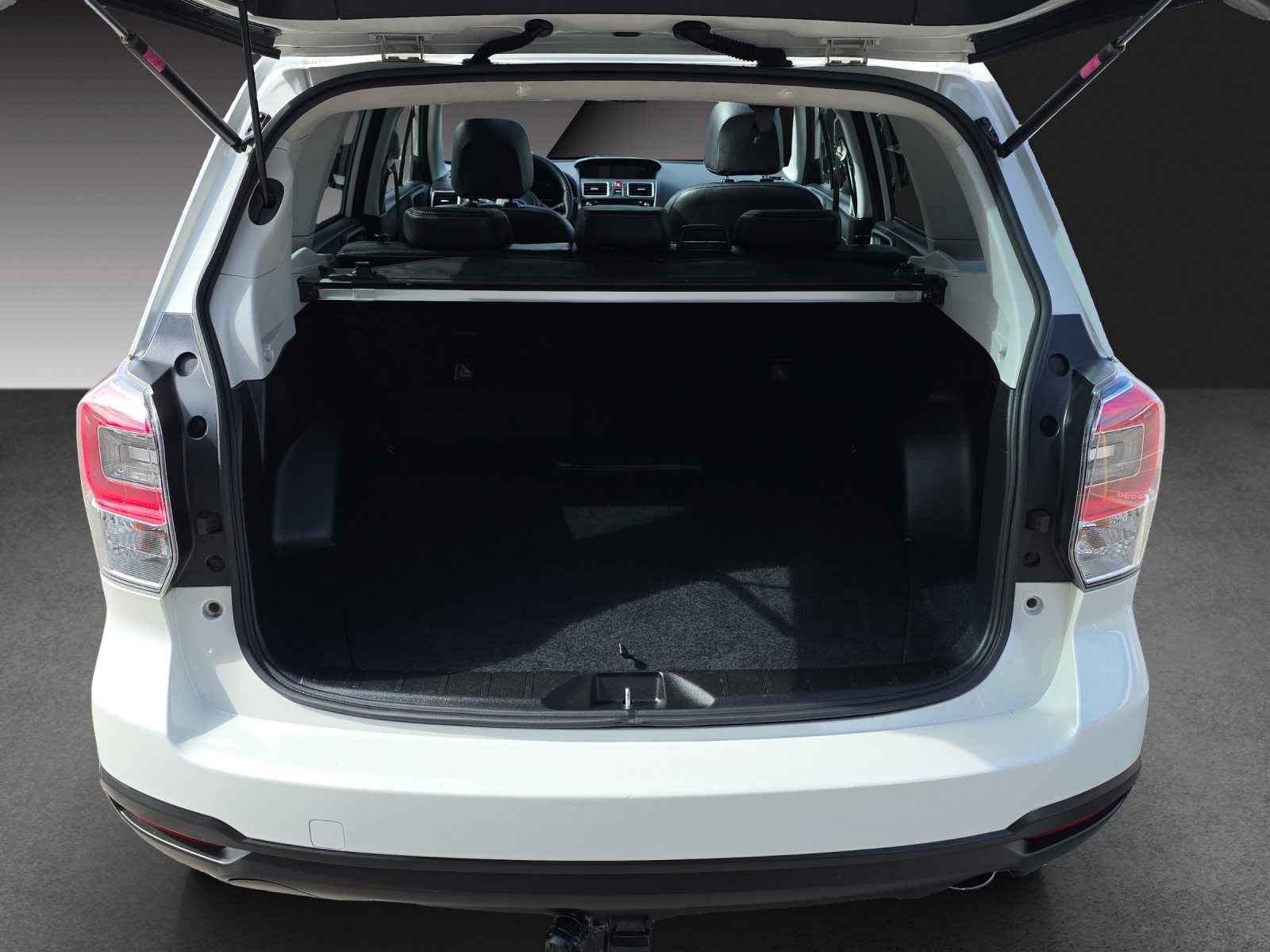 SUBARU Forester 2.0i Executive Lineartronic-image-6