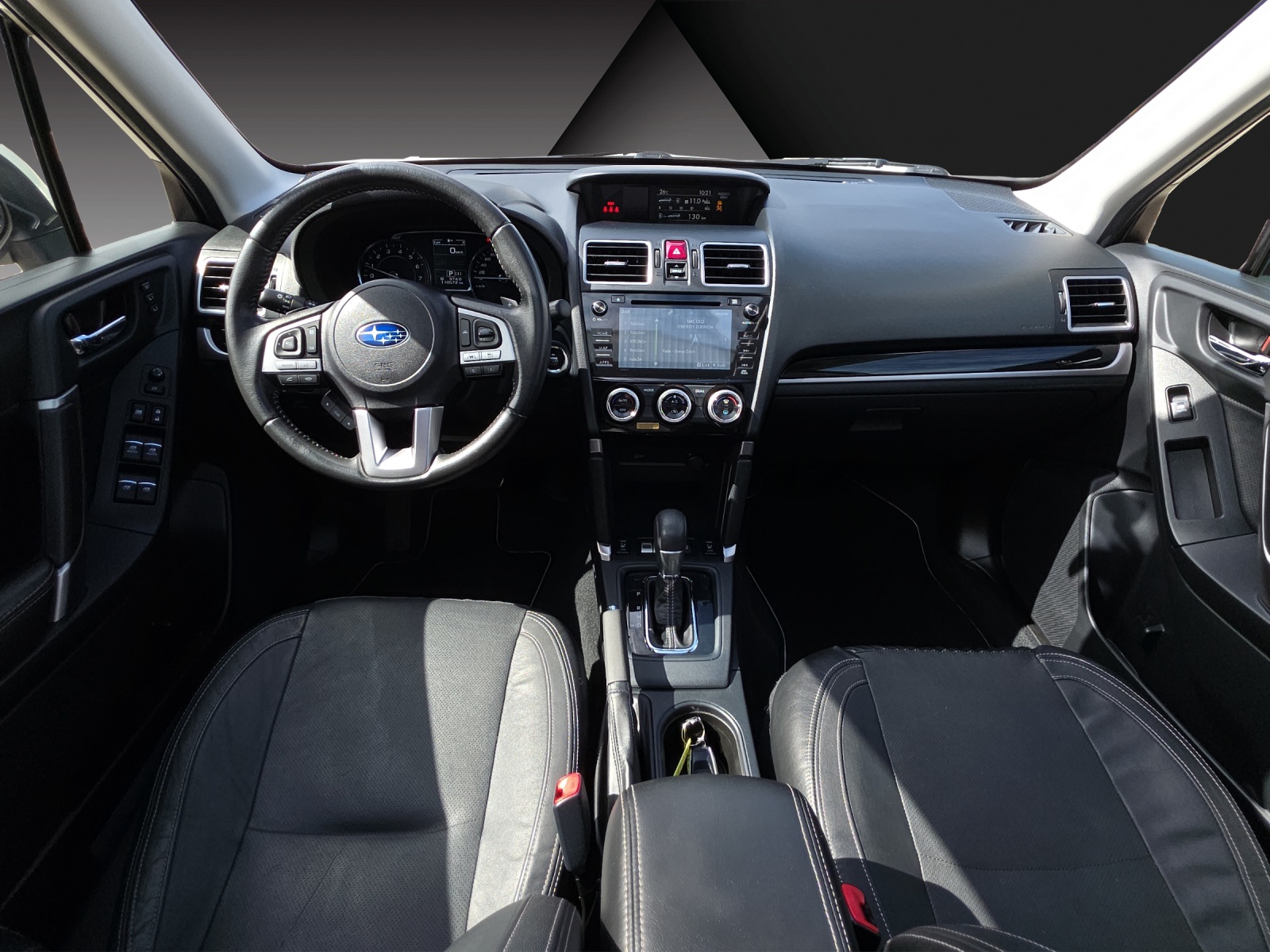 SUBARU Forester 2.0i Executive Lineartronic-image-9