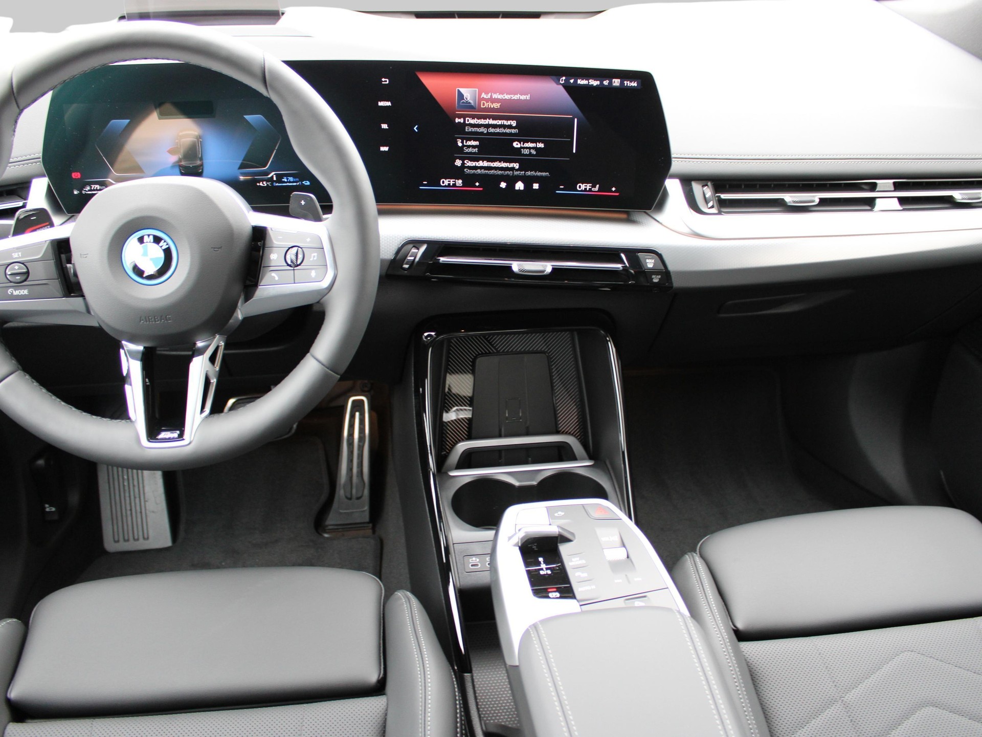 BMW 230e xDr. Act. T. M Sport-image-5