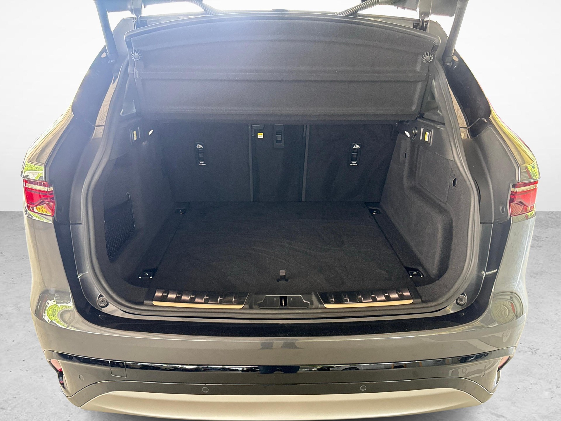 JAGUAR F-Pace 2.0 D I4 200 SE AWD - Ruote invernali incluse-image-11