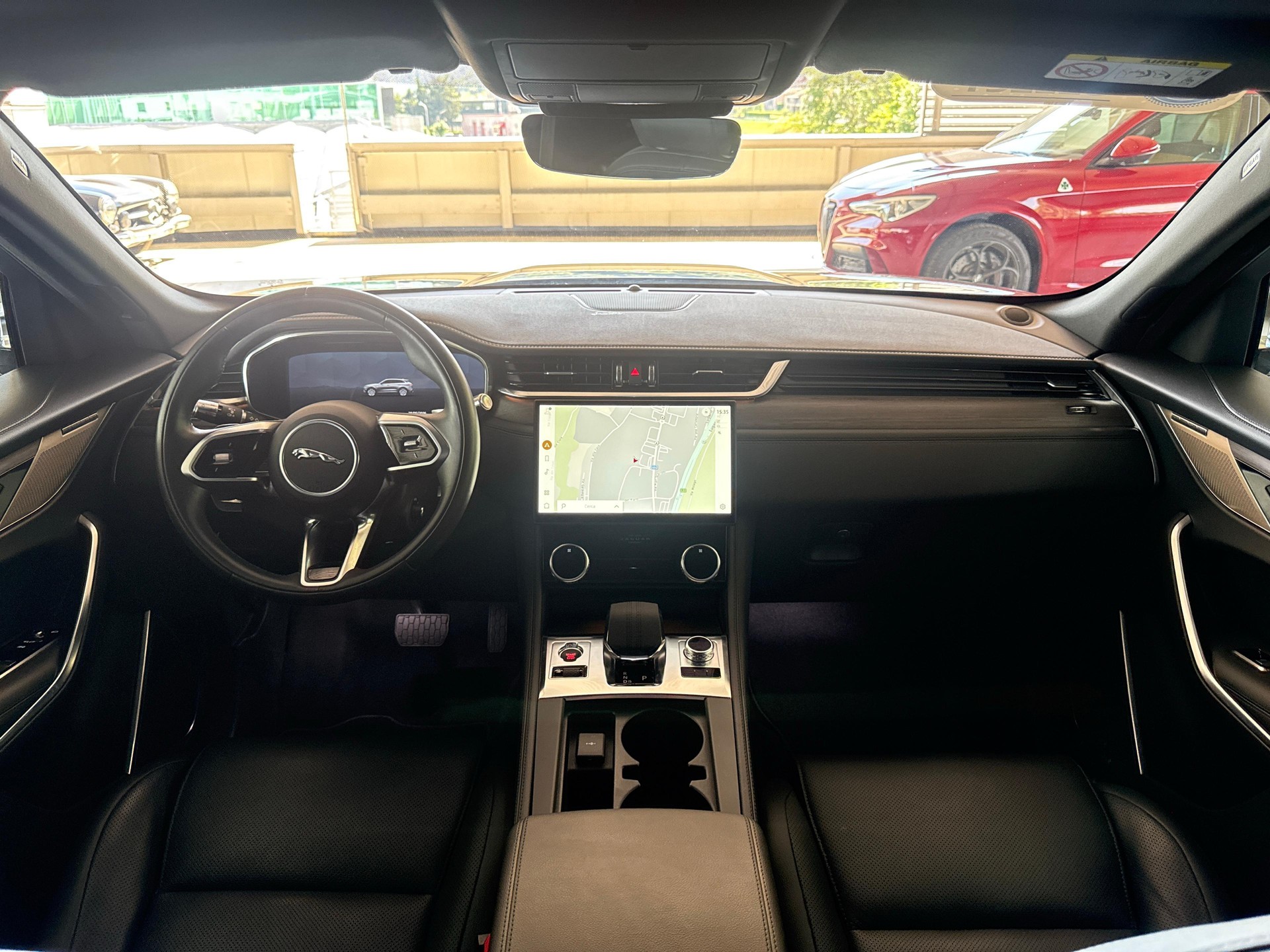 JAGUAR F-Pace 2.0 D I4 200 SE AWD - Ruote invernali incluse-image-8