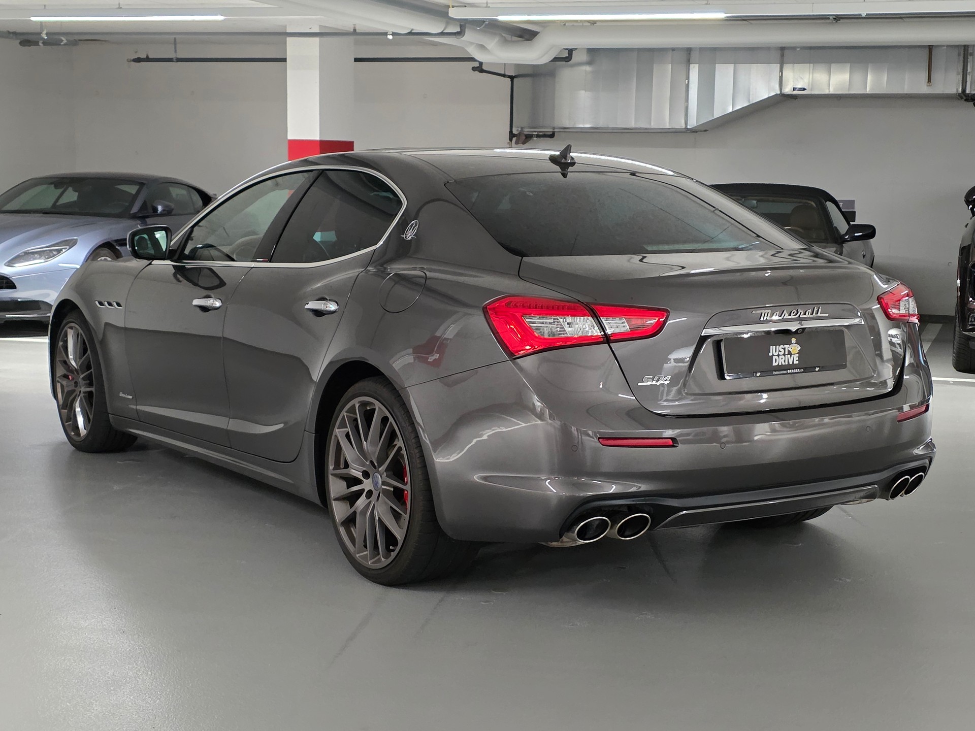 MASERATI Ghibli S Q4 3.0 V6 GranLusso Automatica-image-6