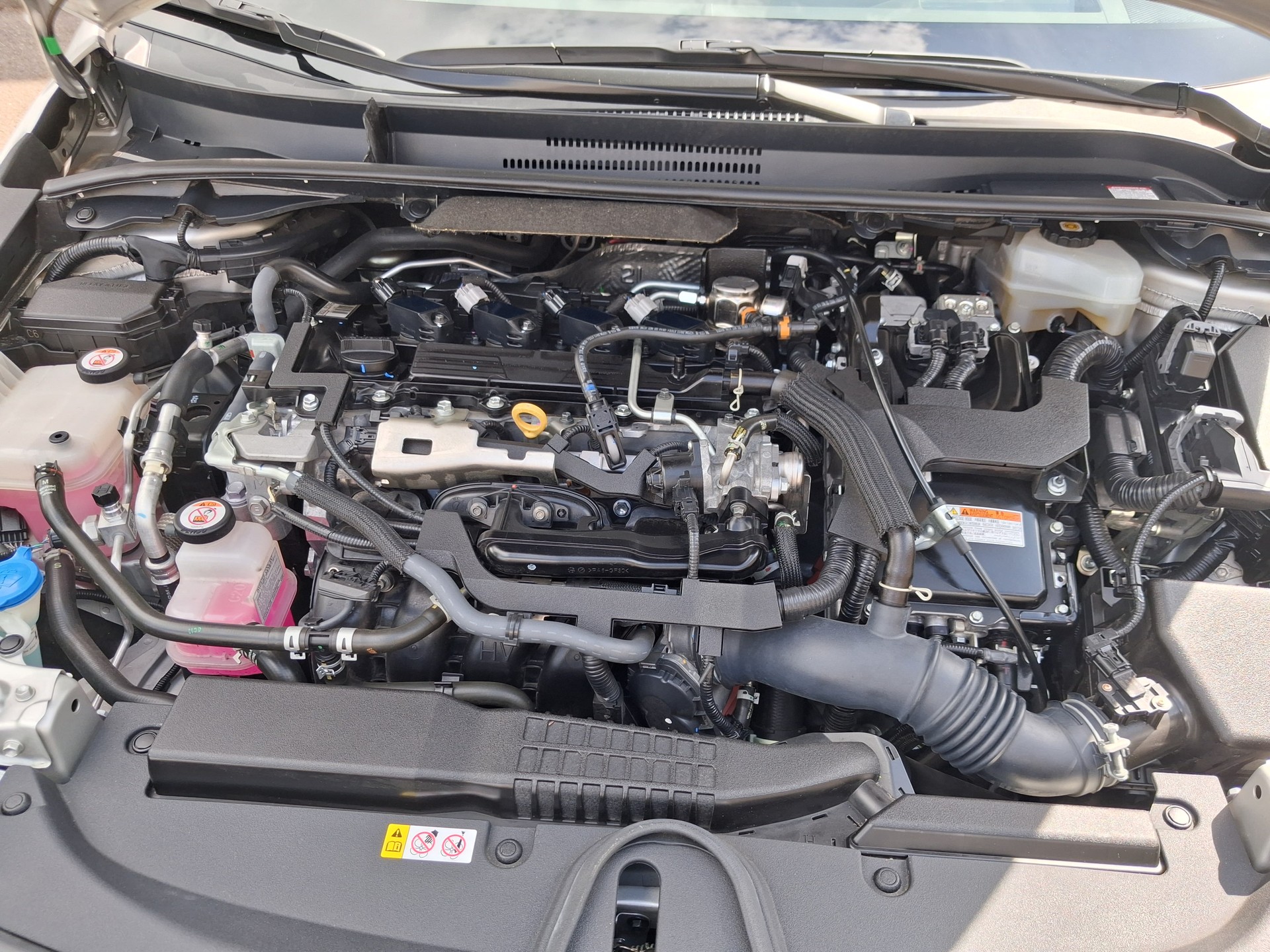 TOYOTA Corolla Touring Sports 2.0 HSD Trend-image-18