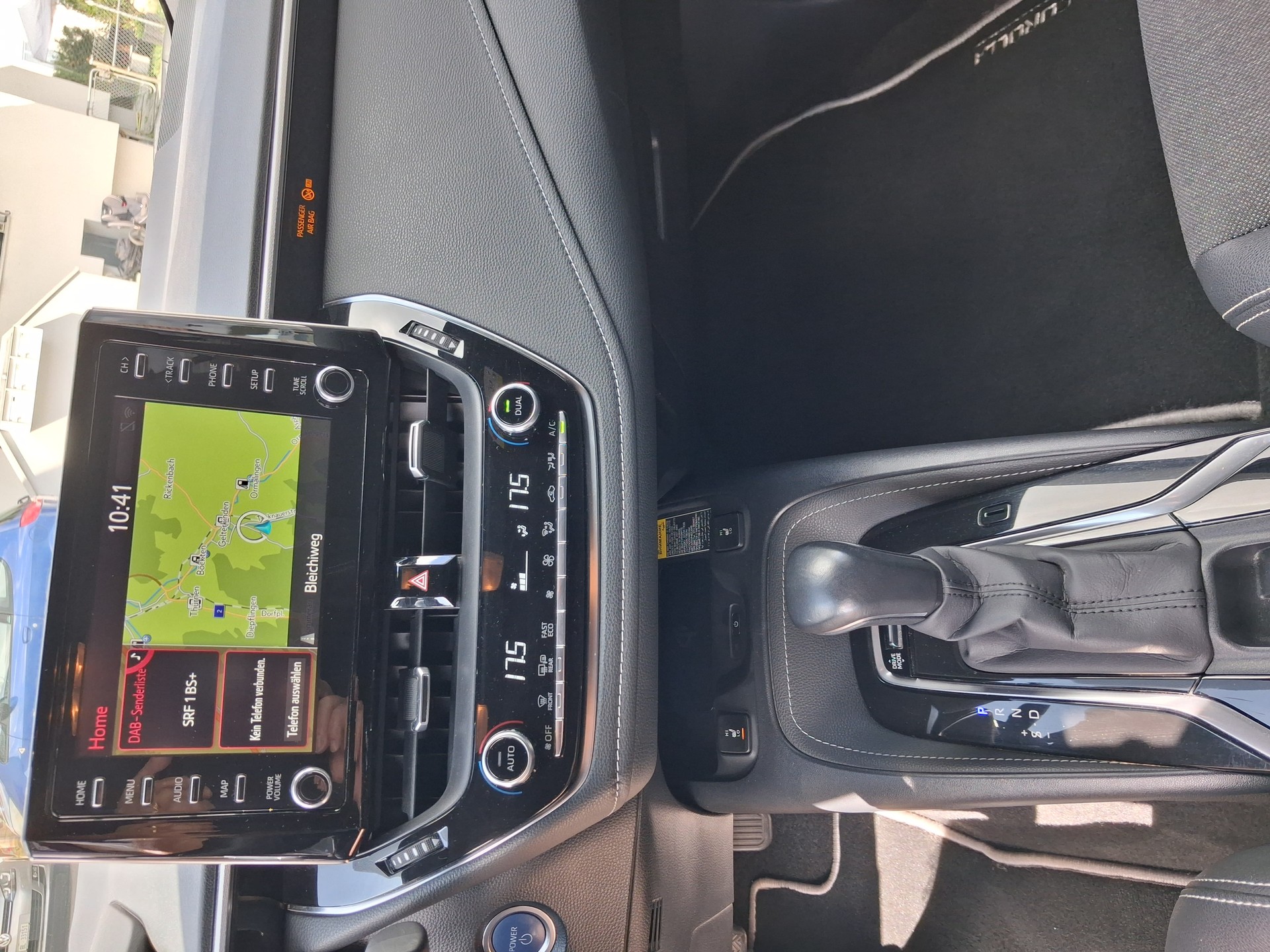 TOYOTA Corolla Touring Sports 2.0 HSD Trend-image-9