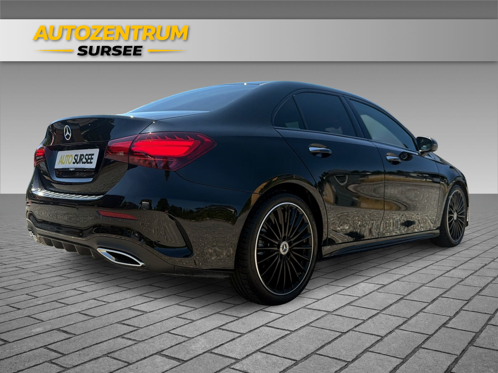 MERCEDES-BENZ A 200 AMG Line Limousine-image-7