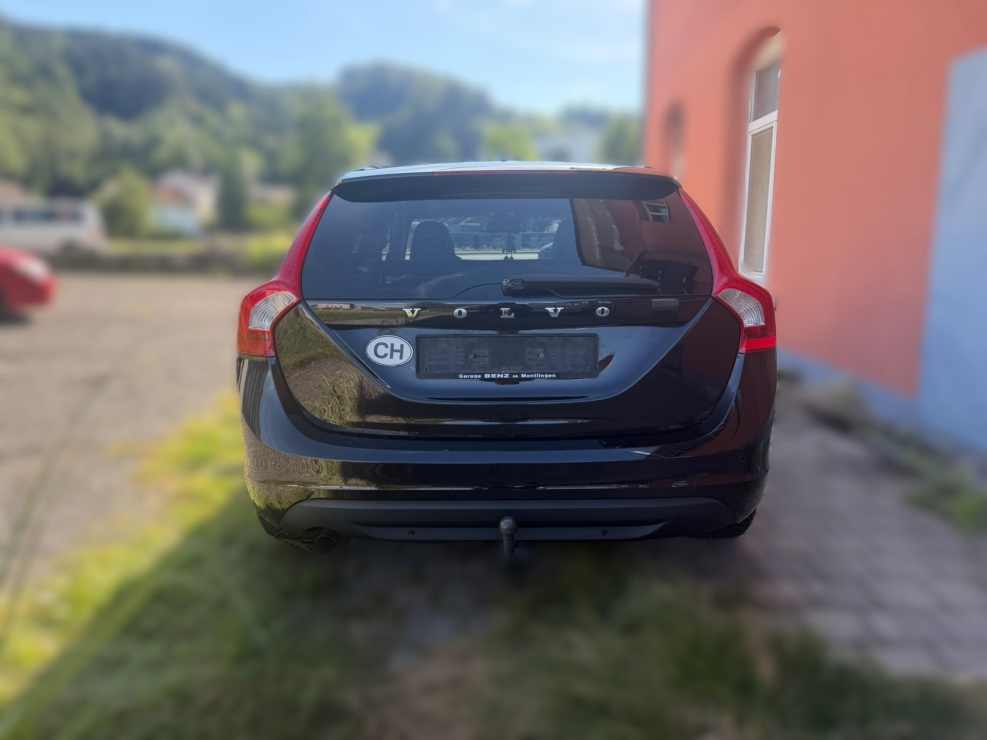 VOLVO V60 D3-image-3