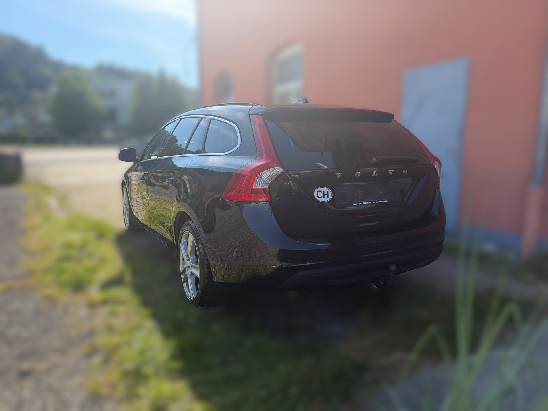 VOLVO V60 D3-image-2