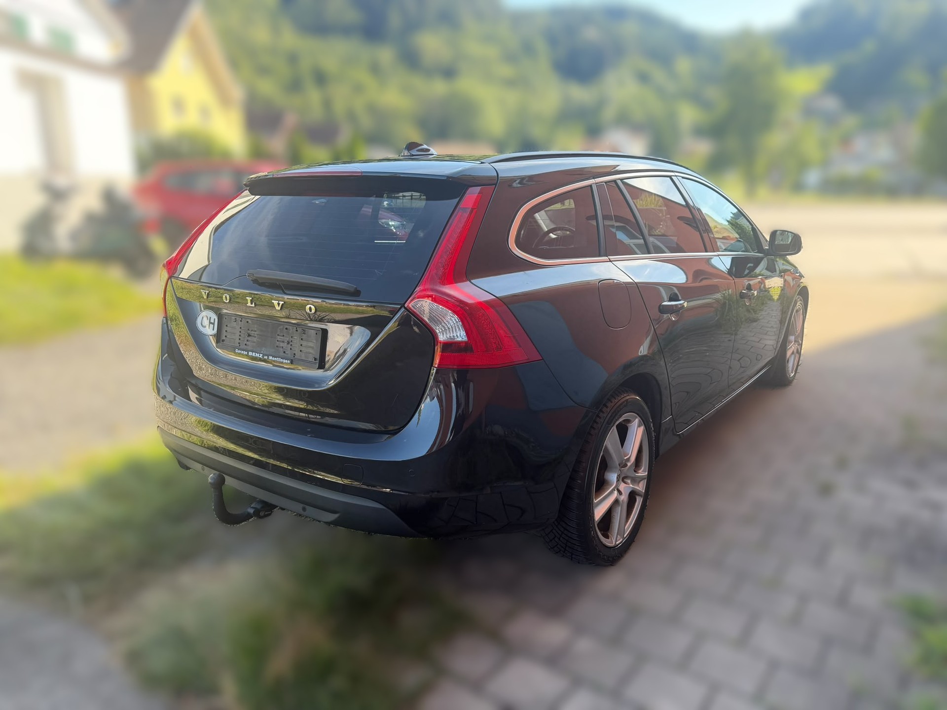 VOLVO V60 D3-image-4