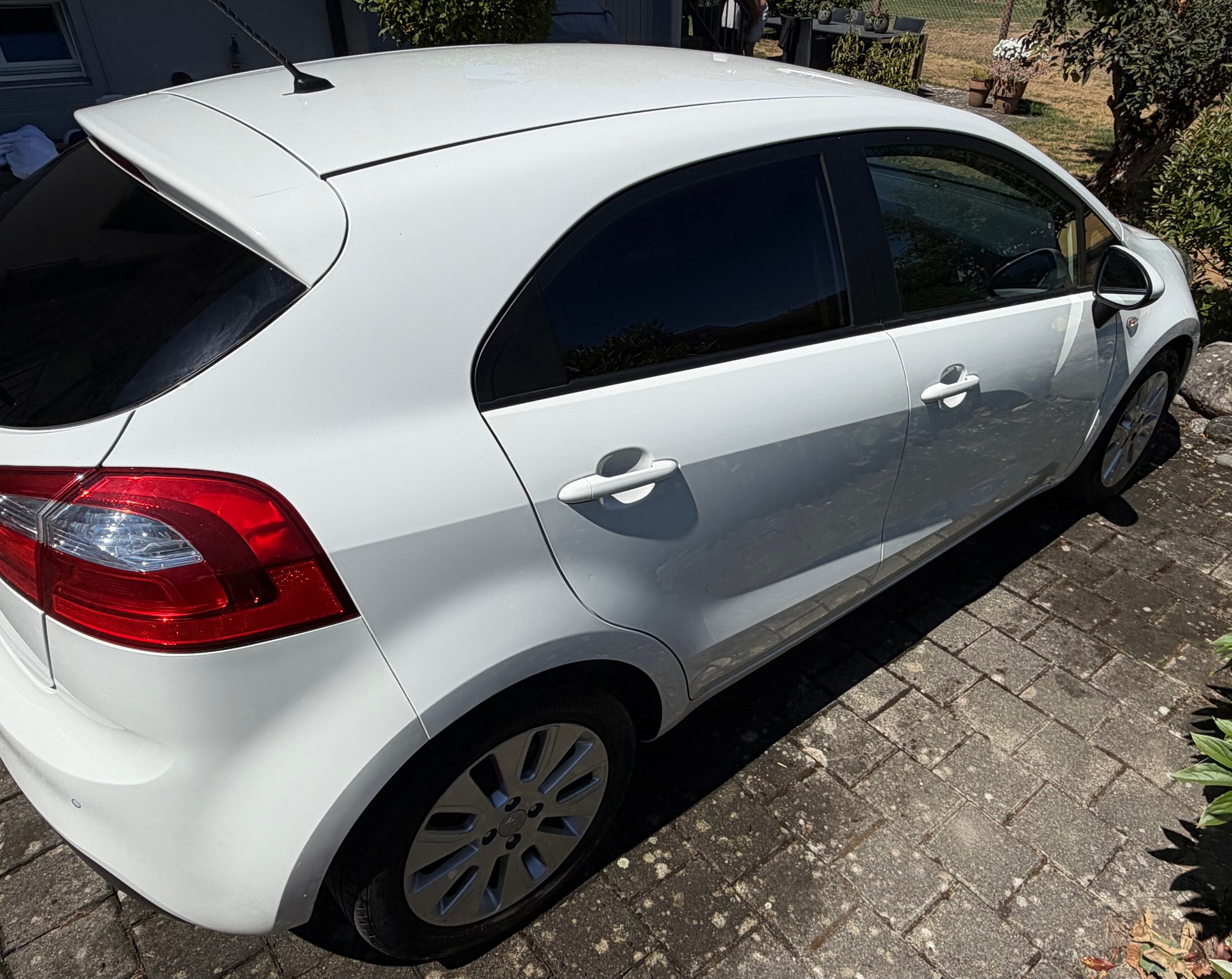 KIA 1.4 CVVT Trend-image-1