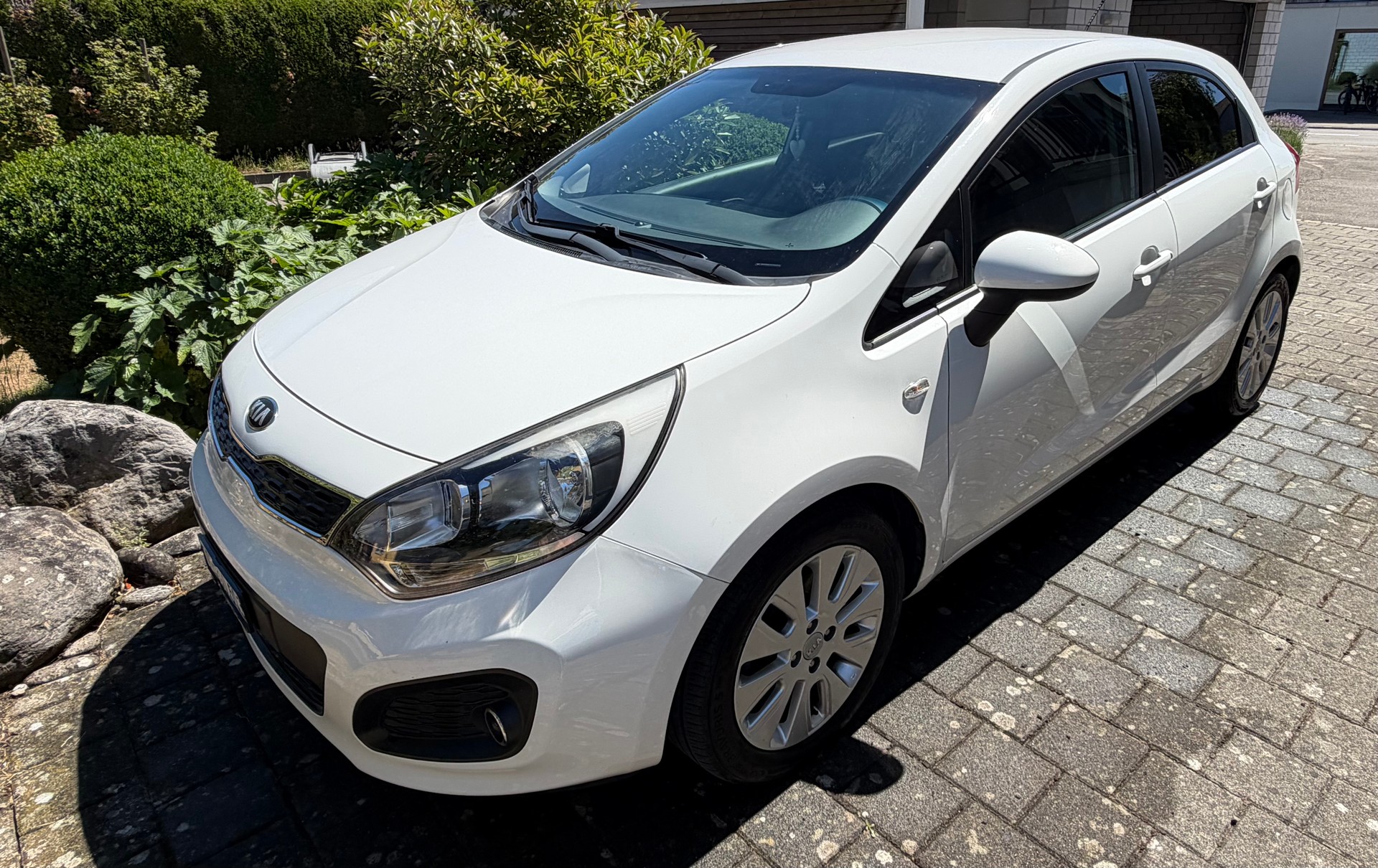 KIA 1.4 CVVT Trend-image-2