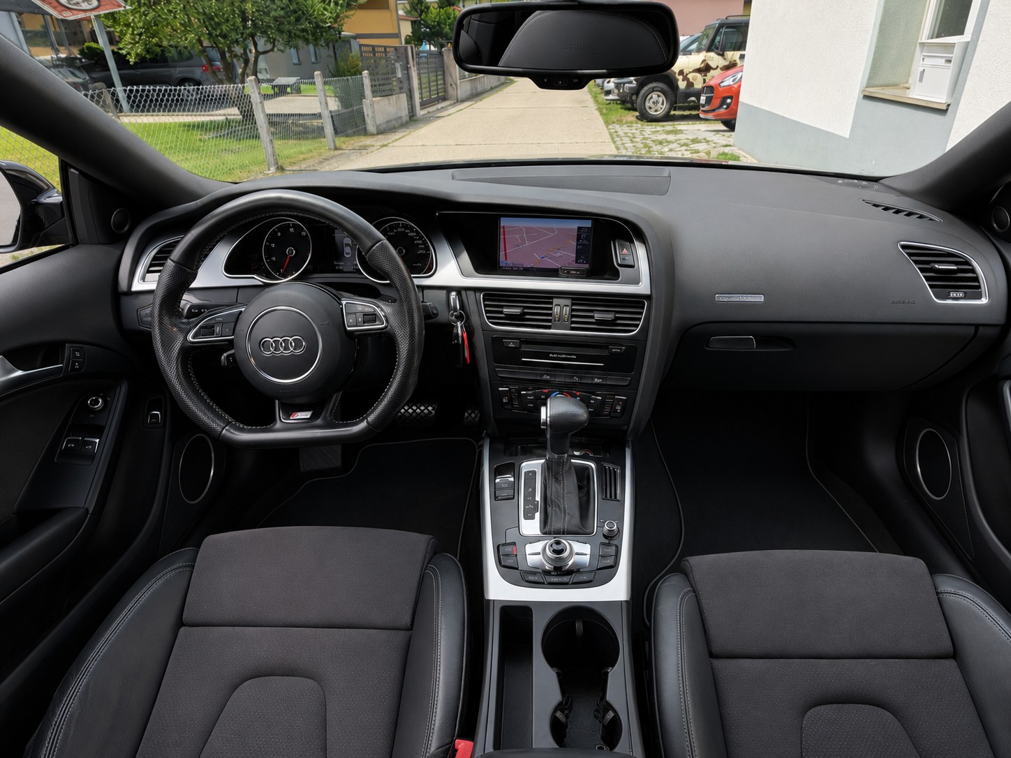 AUDI A5 Coupé 2.0 TFSI quattro S-line MFK 02.26-image-1