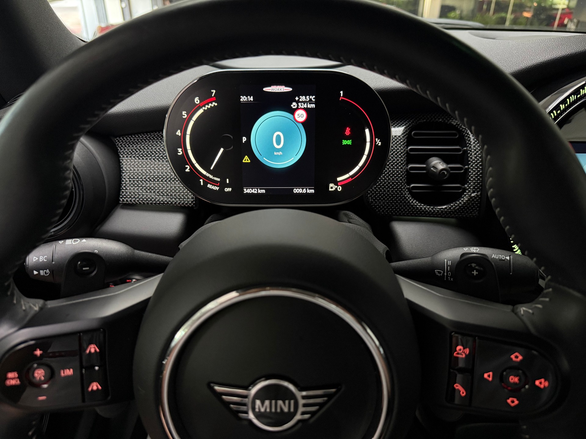 MINI Cooper John Cooper Works Cabriolet Steptronic-image-12