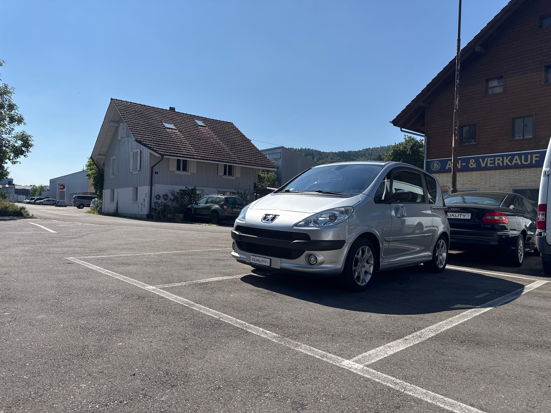 PEUGEOT 1007 1.6 Edition 2-Tronic-image-0