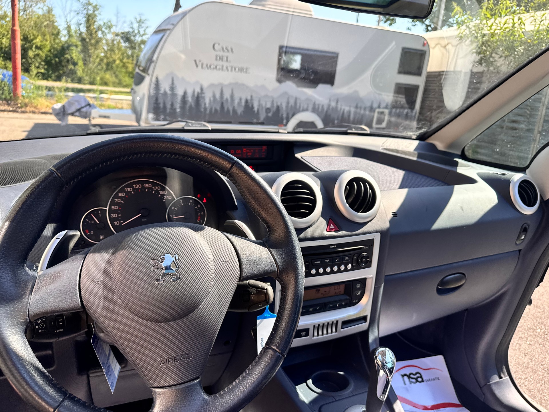 PEUGEOT 1007 1.6 Edition 2-Tronic-image-11