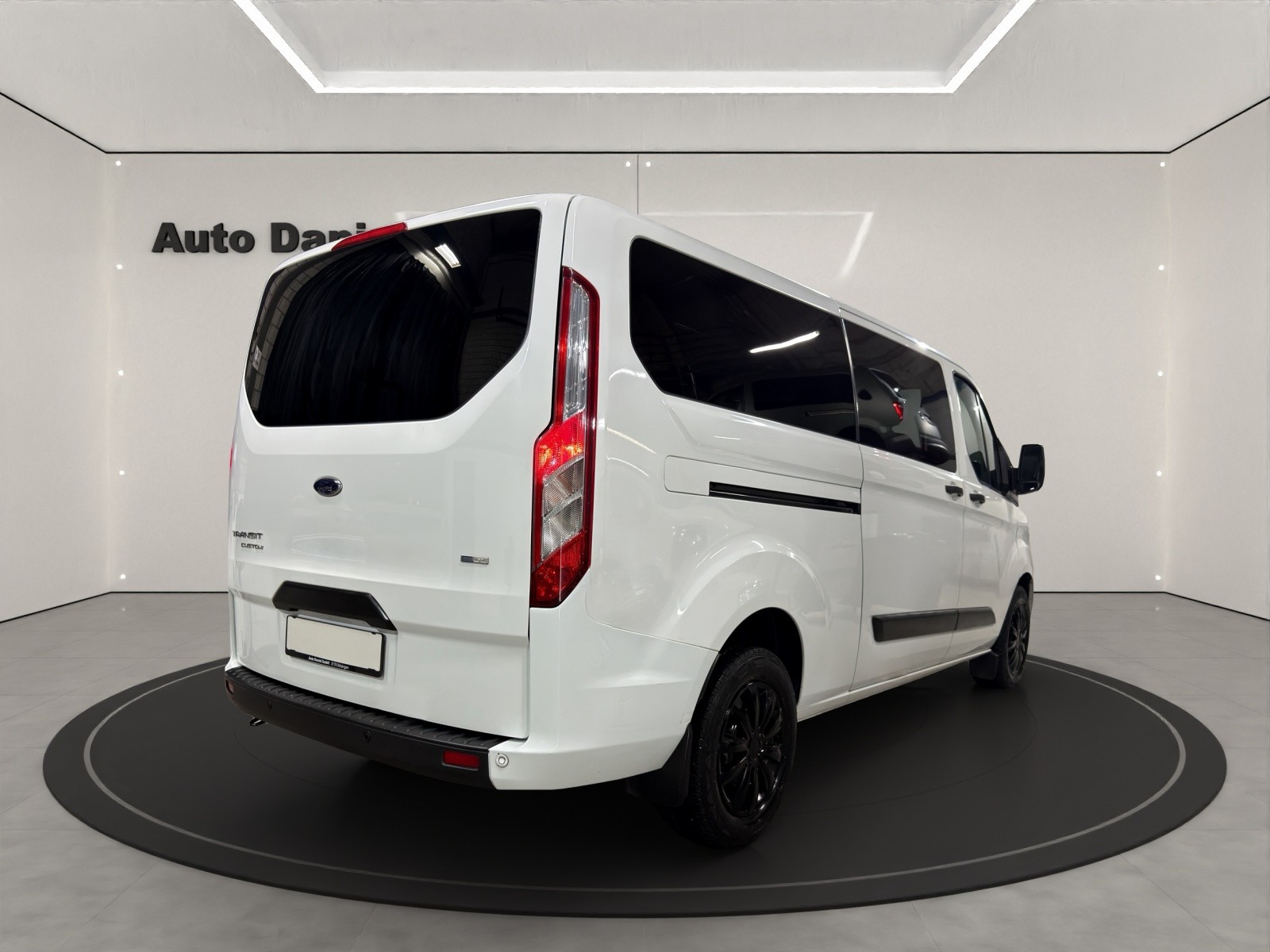 FORD Transit Custom 320 L2H1 Trend ( 9 Sitze )-image-5