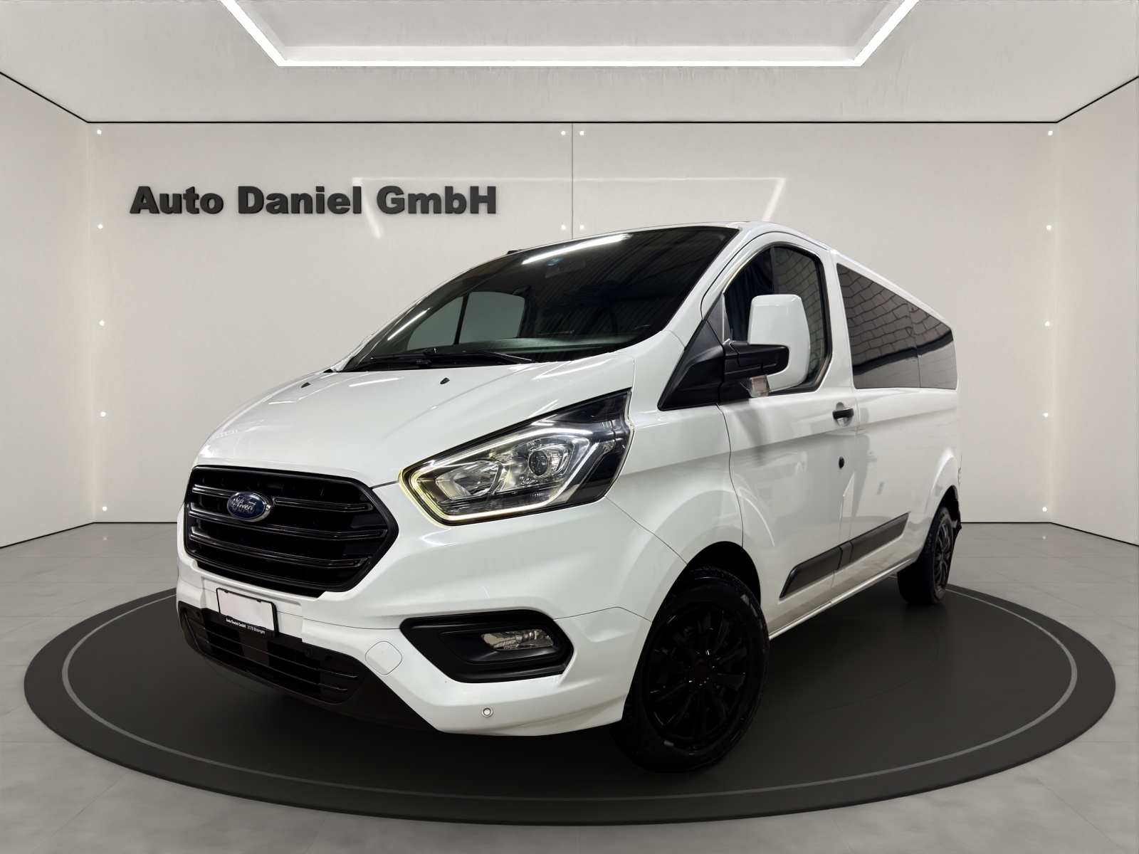 FORD Transit Custom 320 L2H1 Trend ( 9 Sitze )-image-0