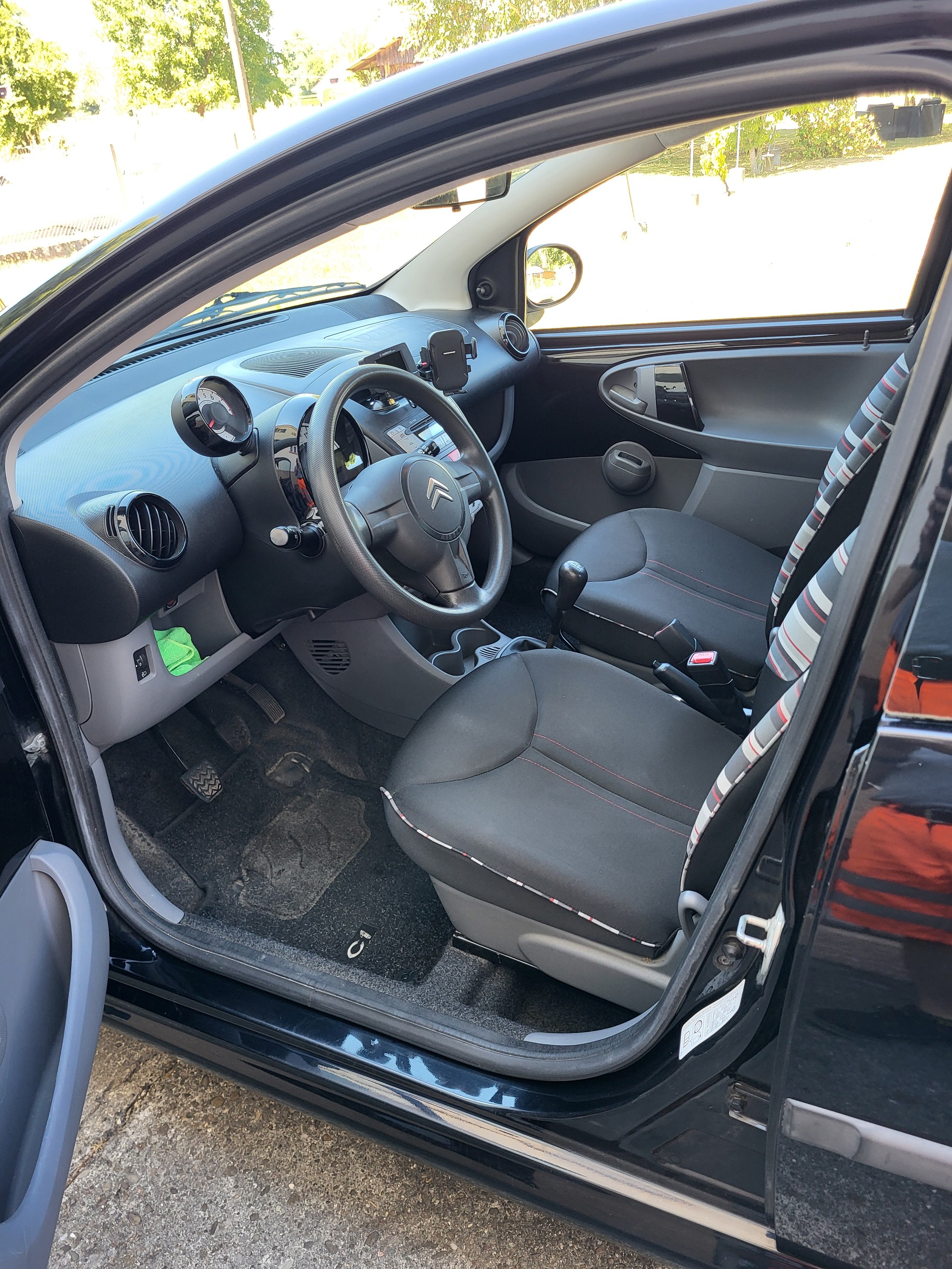 CITROEN 1.0i Swiss Style-image-4