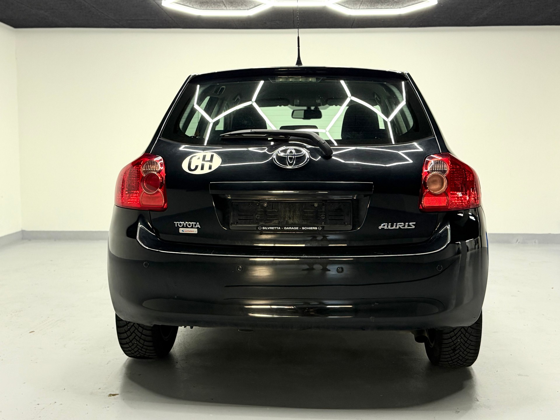 TOYOTA Auris 1.8 Linea Sol-image-5