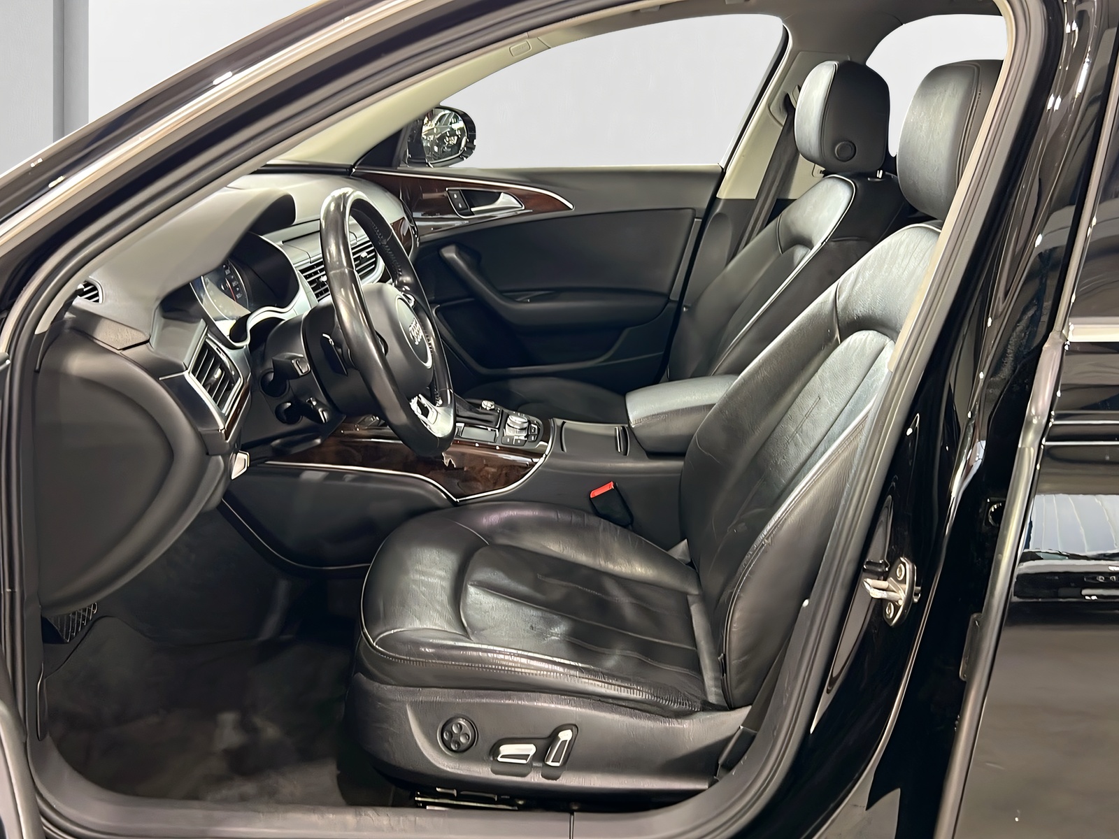 AUDI A6 Avant 3.0 TDI V6 quattro S-tronic**AHK,Panodach,CH Auslieferung,Frisch ab MFK**-image-7