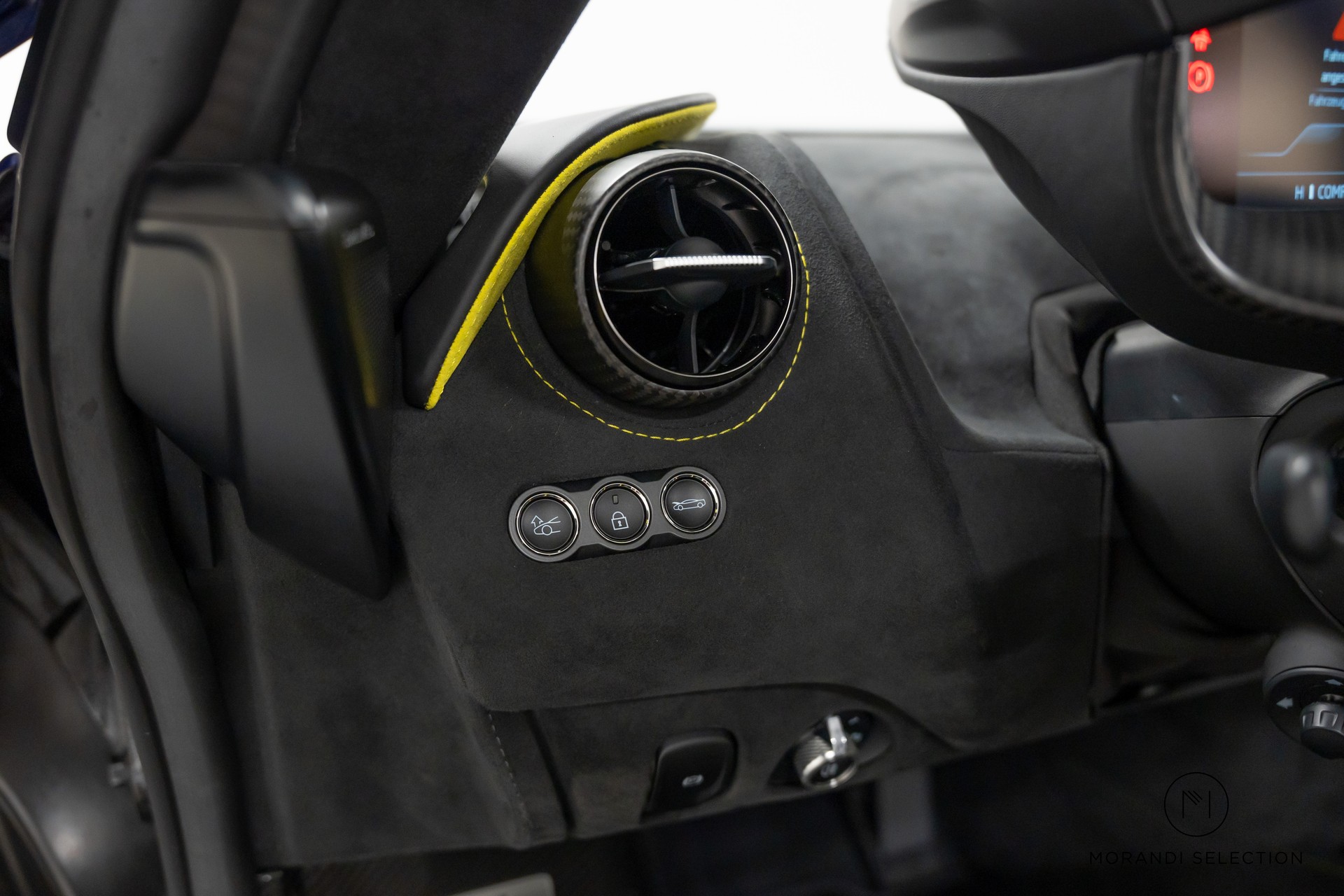 McLAREN Spider-image-24
