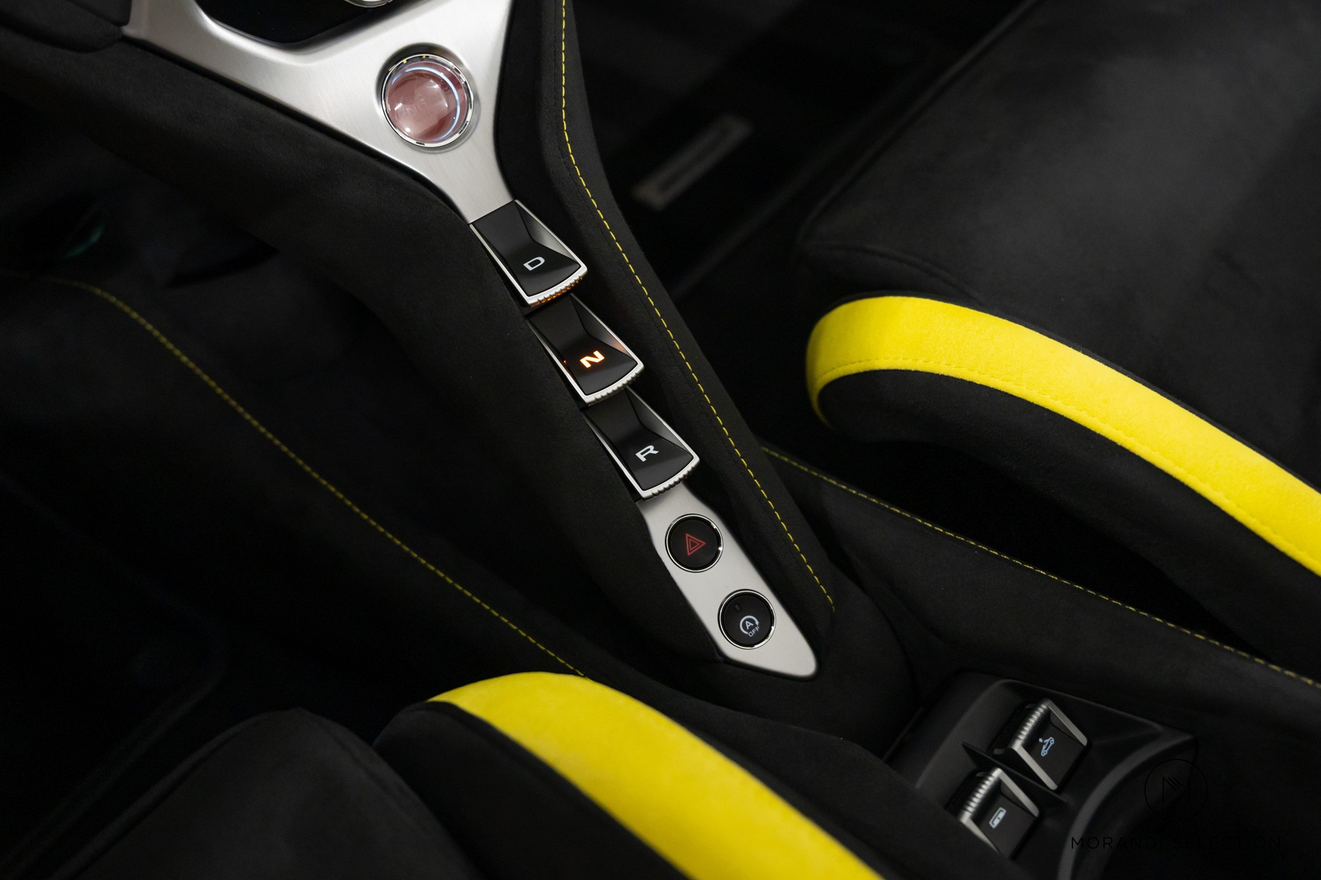 McLAREN Spider-image-31
