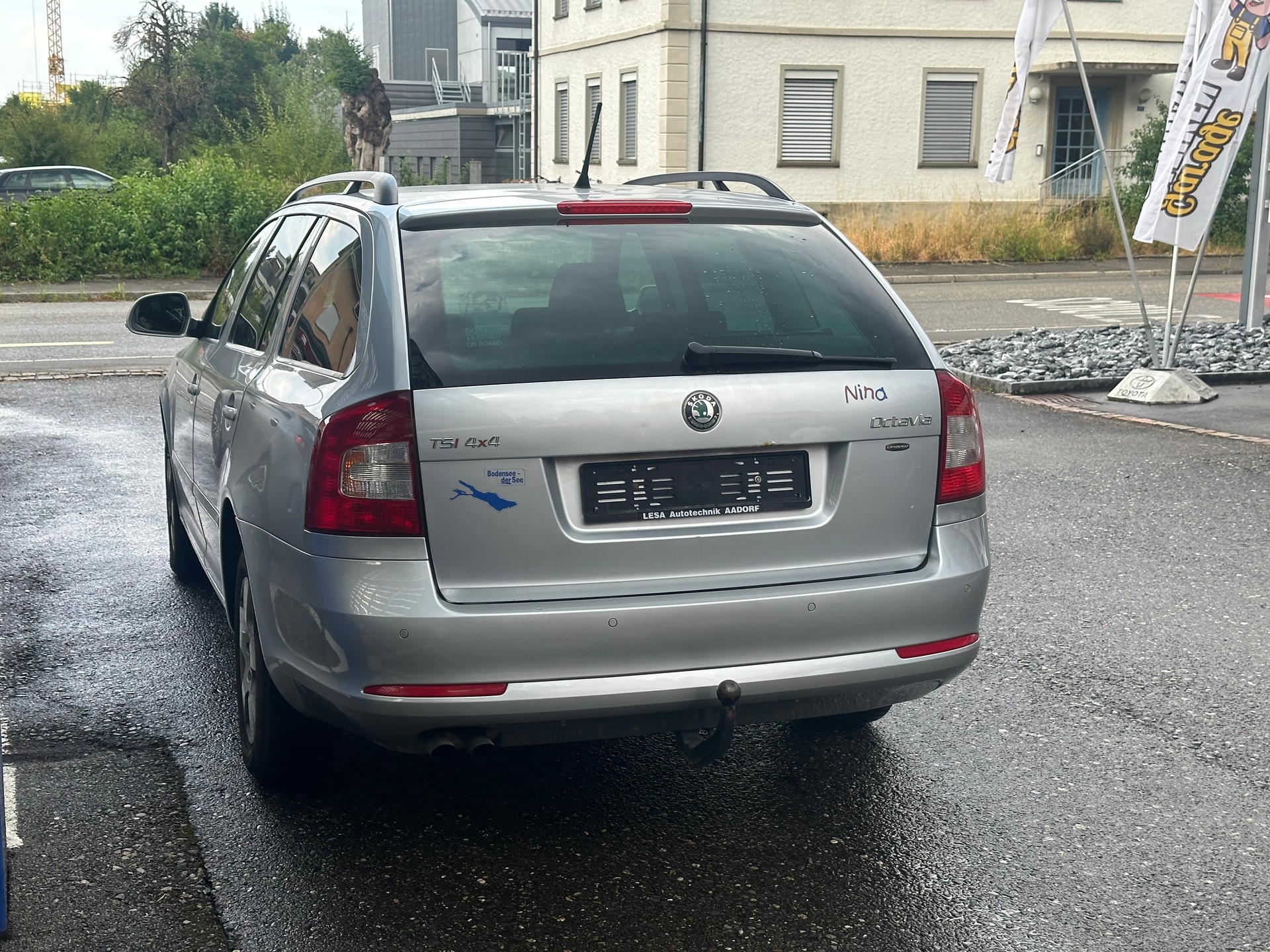 SKODA Octavia Combi 1.8 TSI Swiss Adventure 4x4-image-4