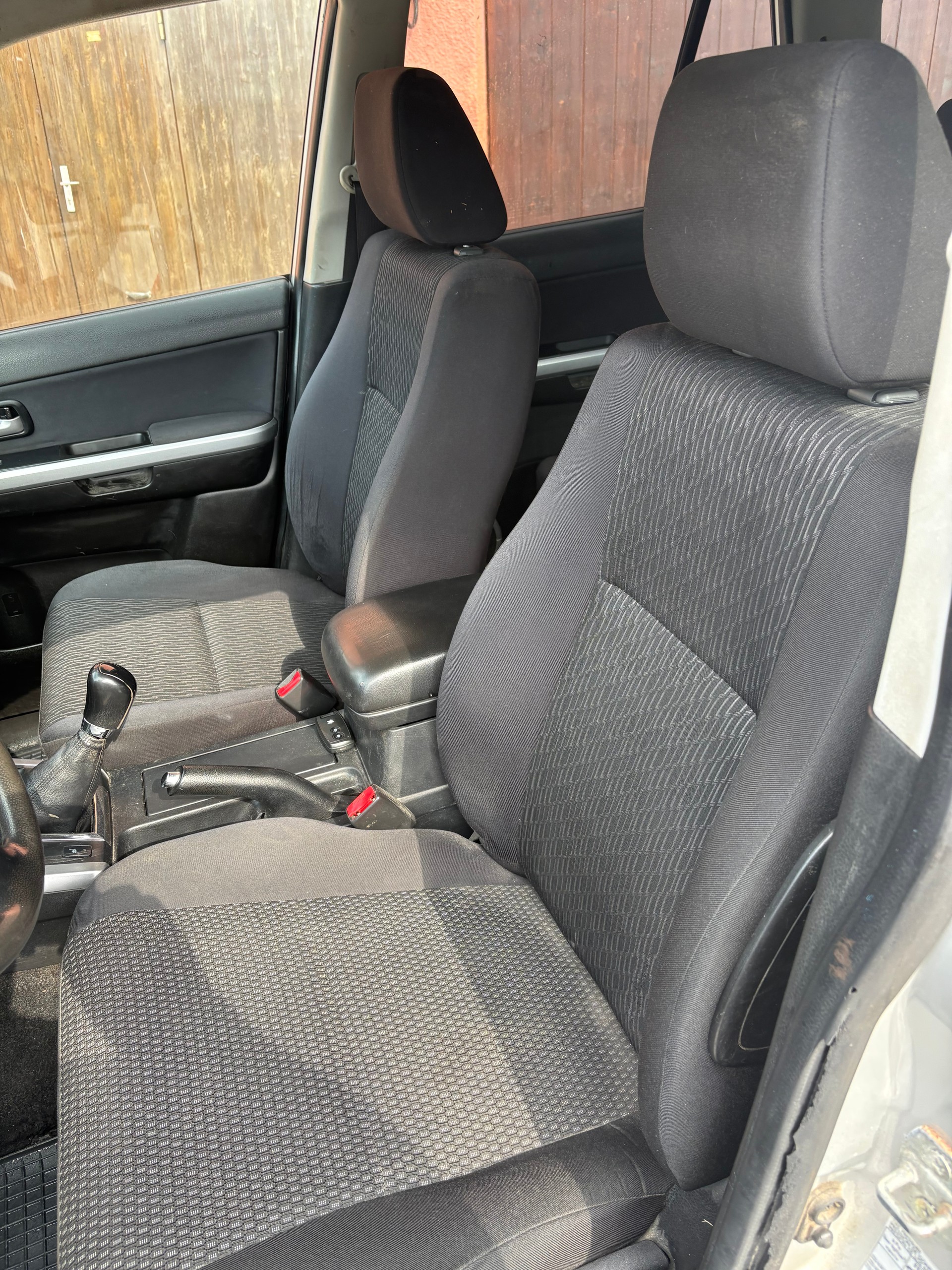 SUZUKI Grand Vitara 2.4 16V GL Top Indigo-image-9