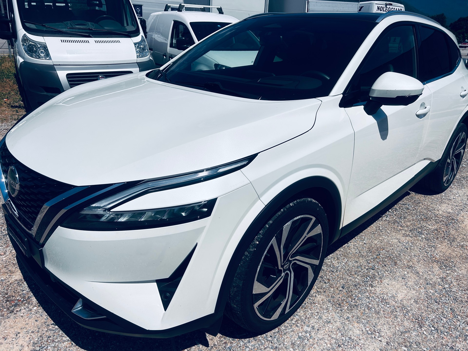 NISSAN Qashqai 1.3 DIG-T MHEV Tekna Xtronic 4x4