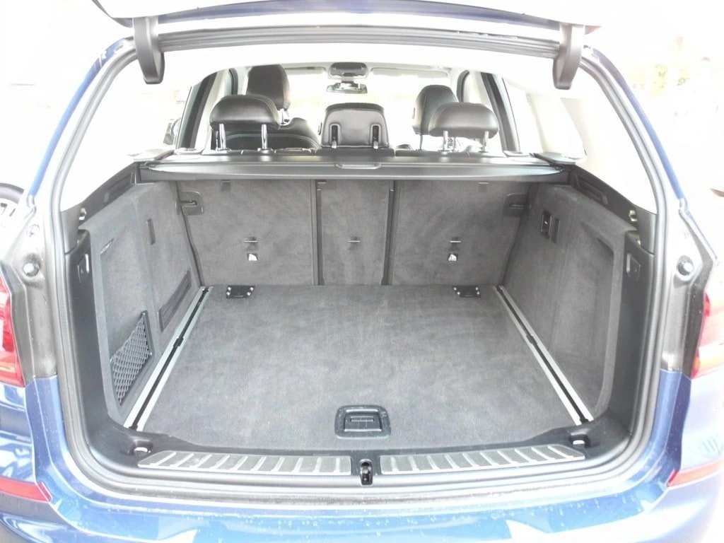 BMW X3 xDrive 20d xLine Steptronic ** Teil-Leder Ausstattung ** PDC V+H ** Frisch Ab MFK **-image-5