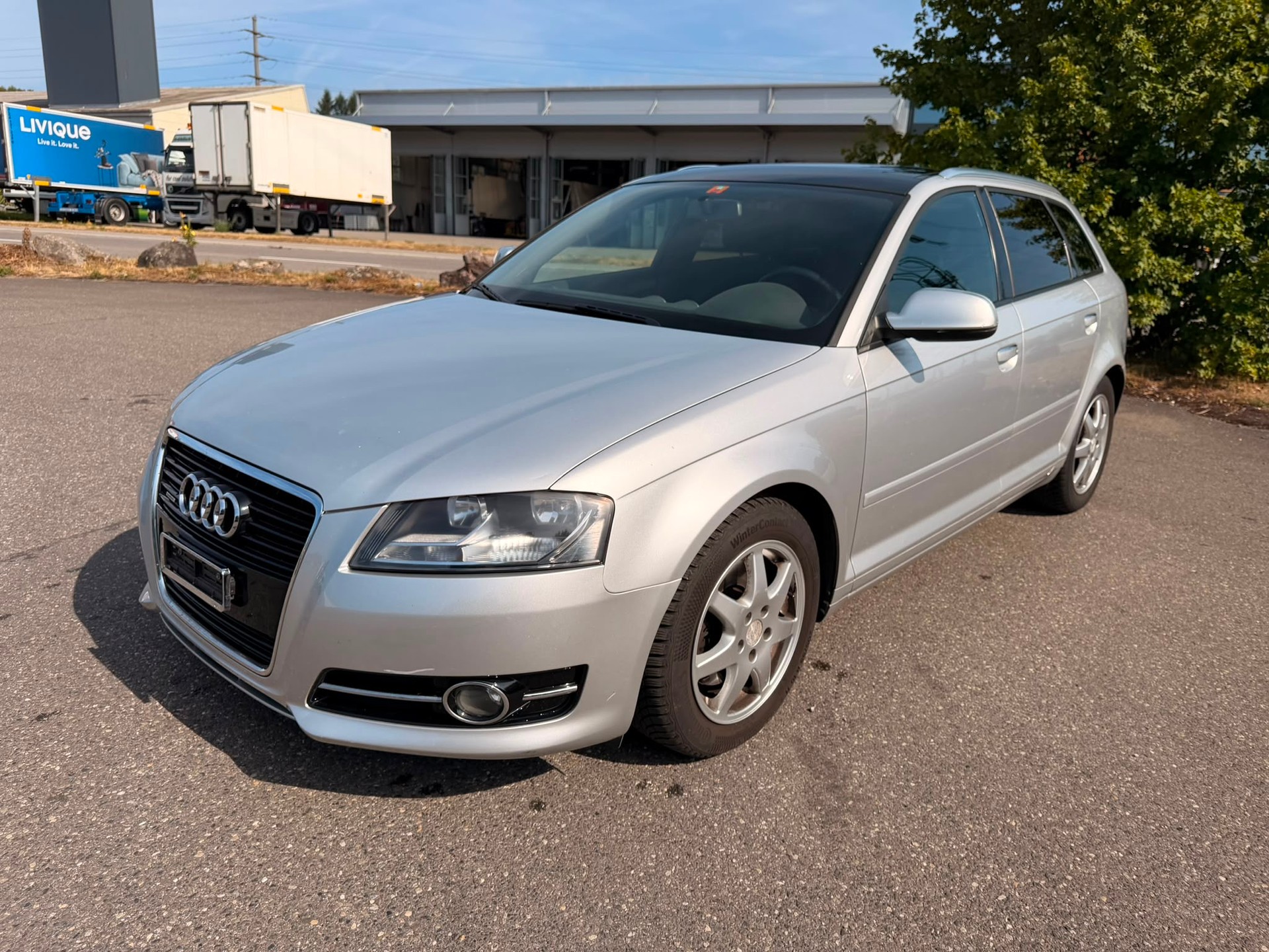 AUDI A3 Sportback 2.0 TDI Attraction quattro-image-1