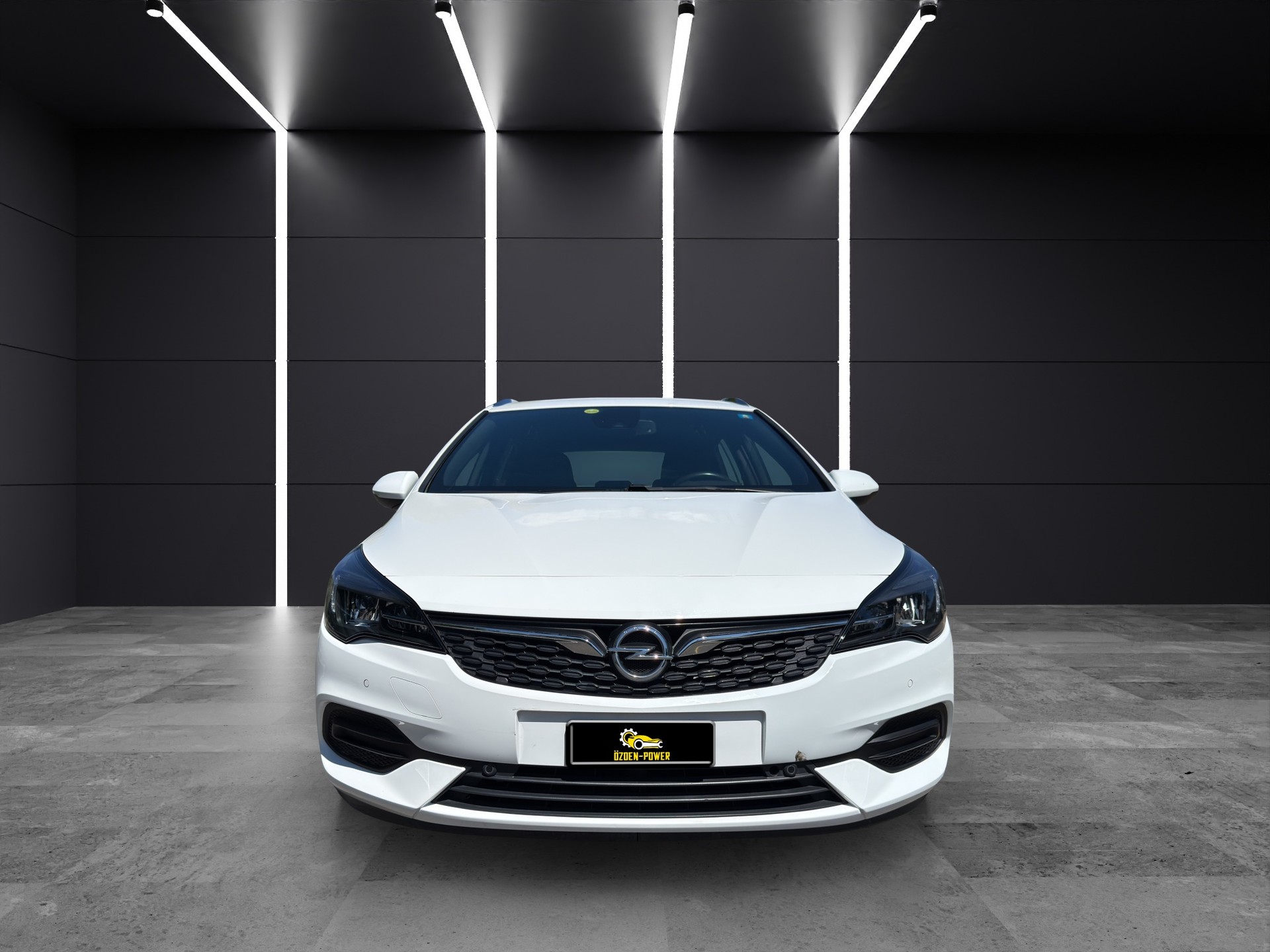 OPEL Astra Sports Tourer 1.5 CDTi Elegance *Spezialpreis*-showroom-element-1