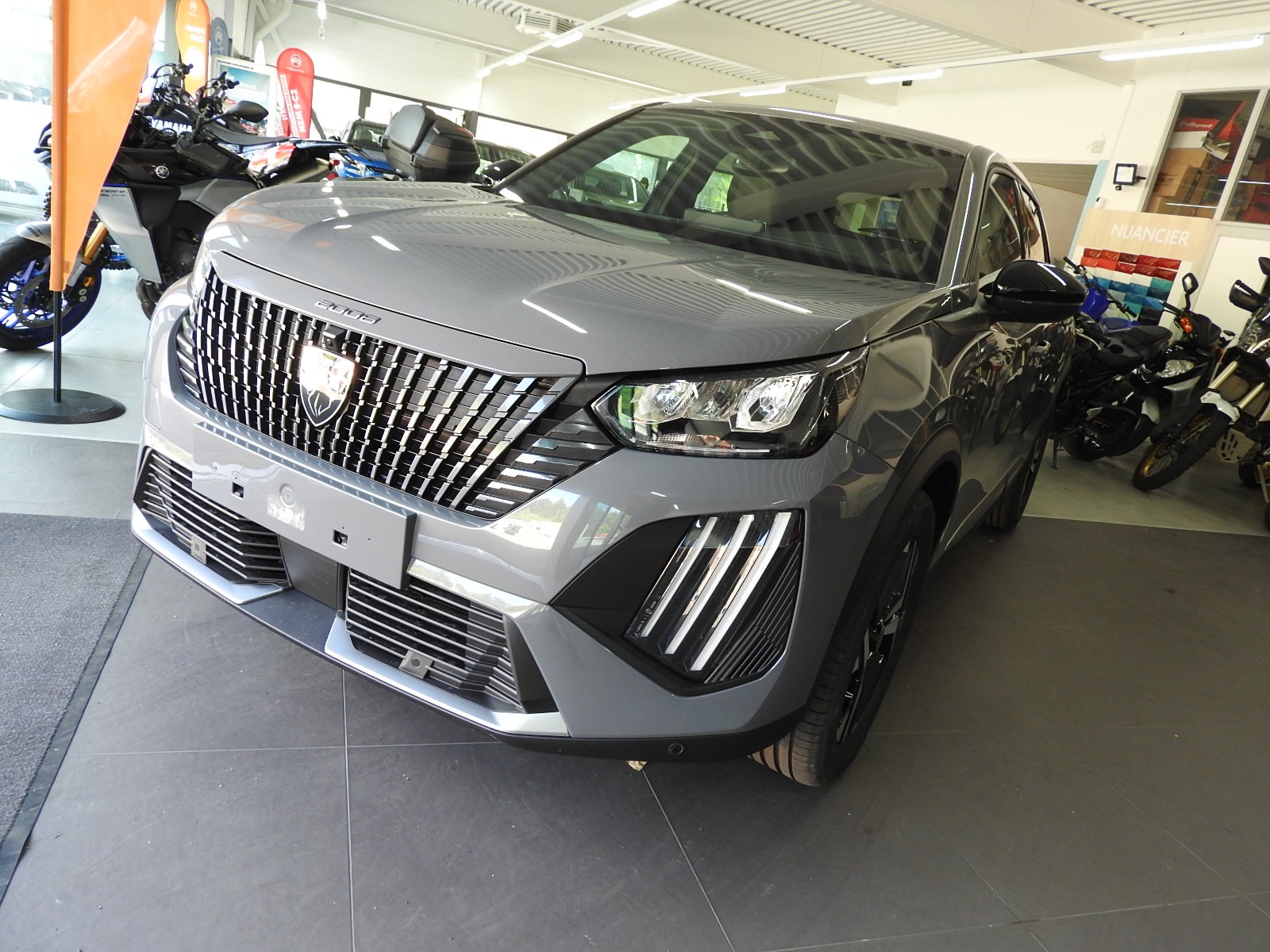 PEUGEOT 208 1.2 MHEV 145 Allure-image-0