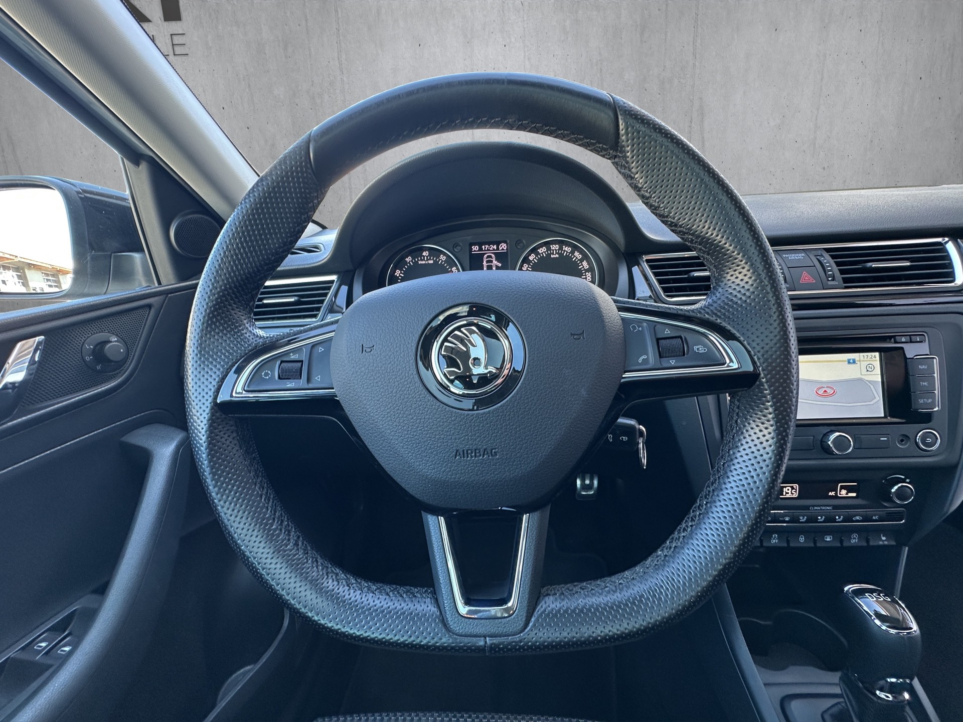 SKODA Rapid Spaceback 1.4 TSI Active DSG-image-17