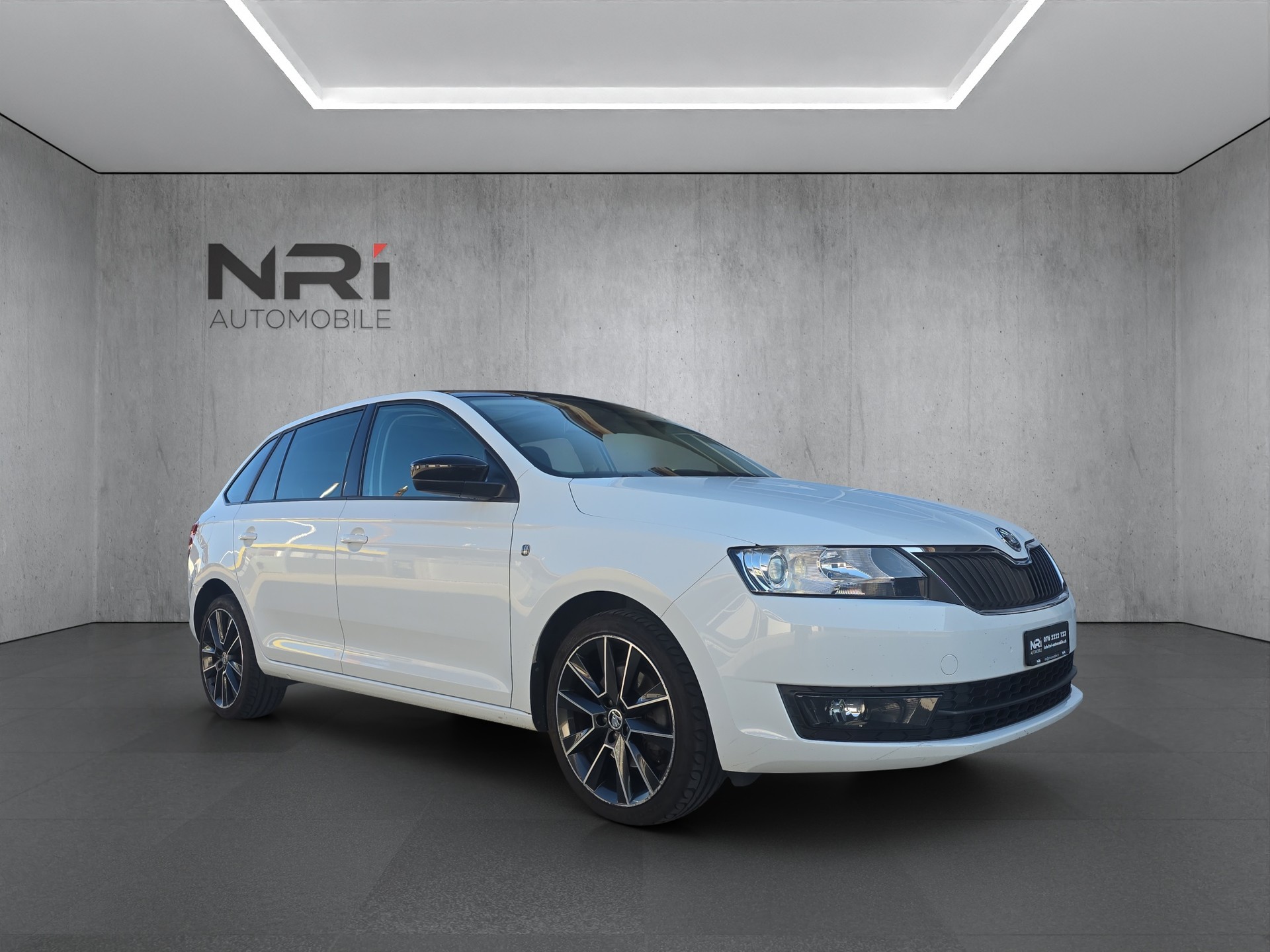 SKODA Rapid Spaceback 1.4 TSI Active DSG-image-2
