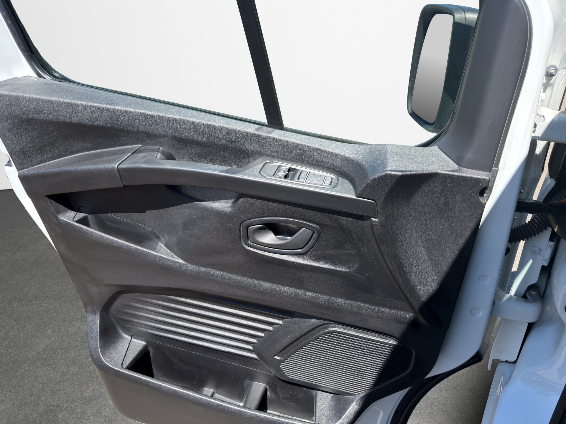 RENAULT Trafic 2.0 Blue dCi 150 Business L2H2 EN-image-11