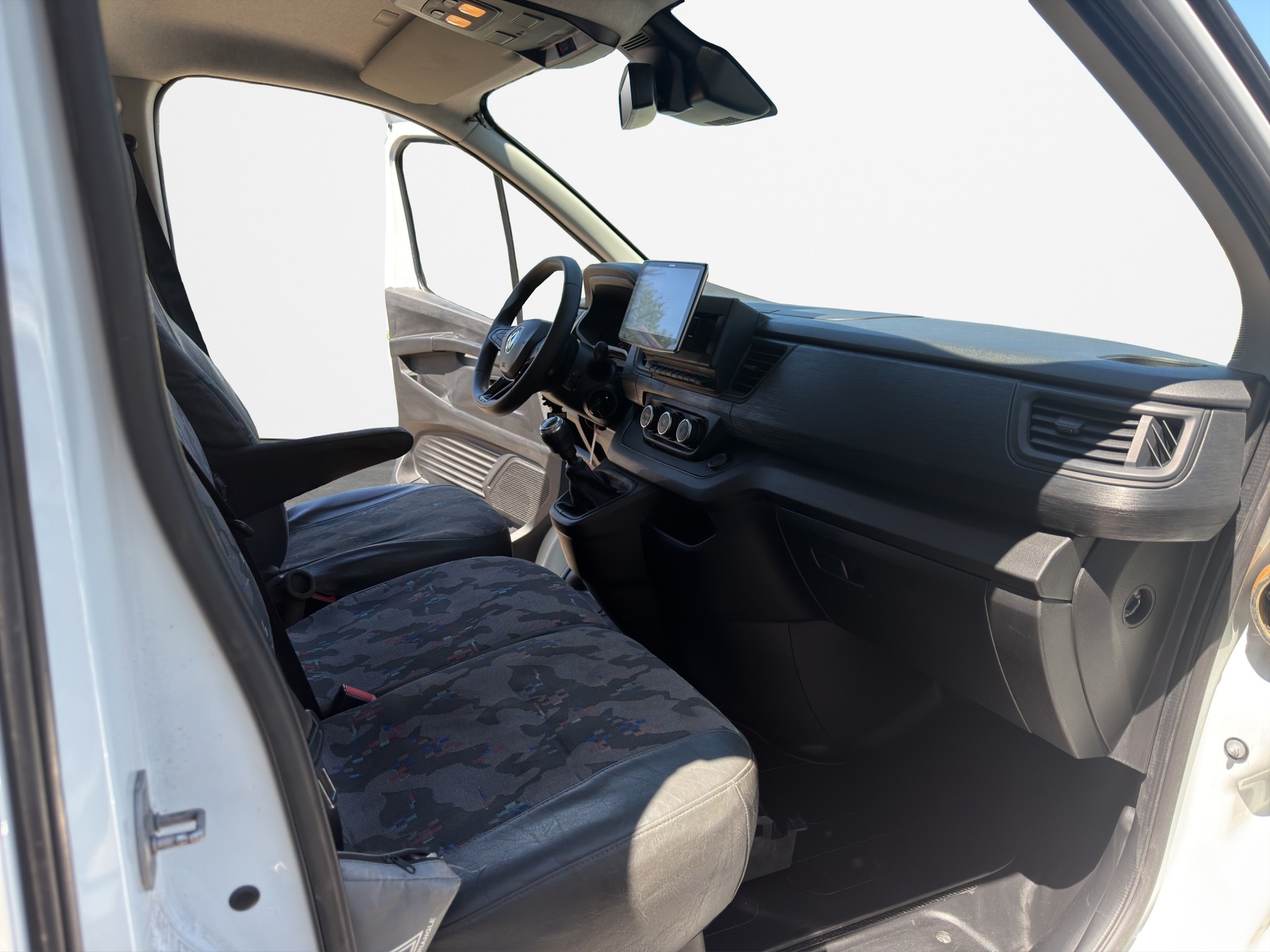 RENAULT Trafic 2.0 Blue dCi 150 Business L2H2 EN-image-10