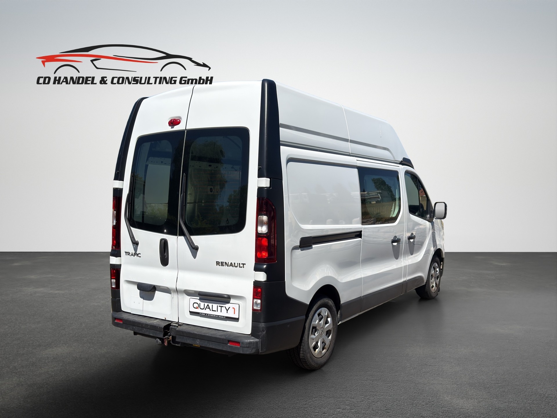 RENAULT Trafic 2.0 Blue dCi 150 Business L2H2 EN-image-4