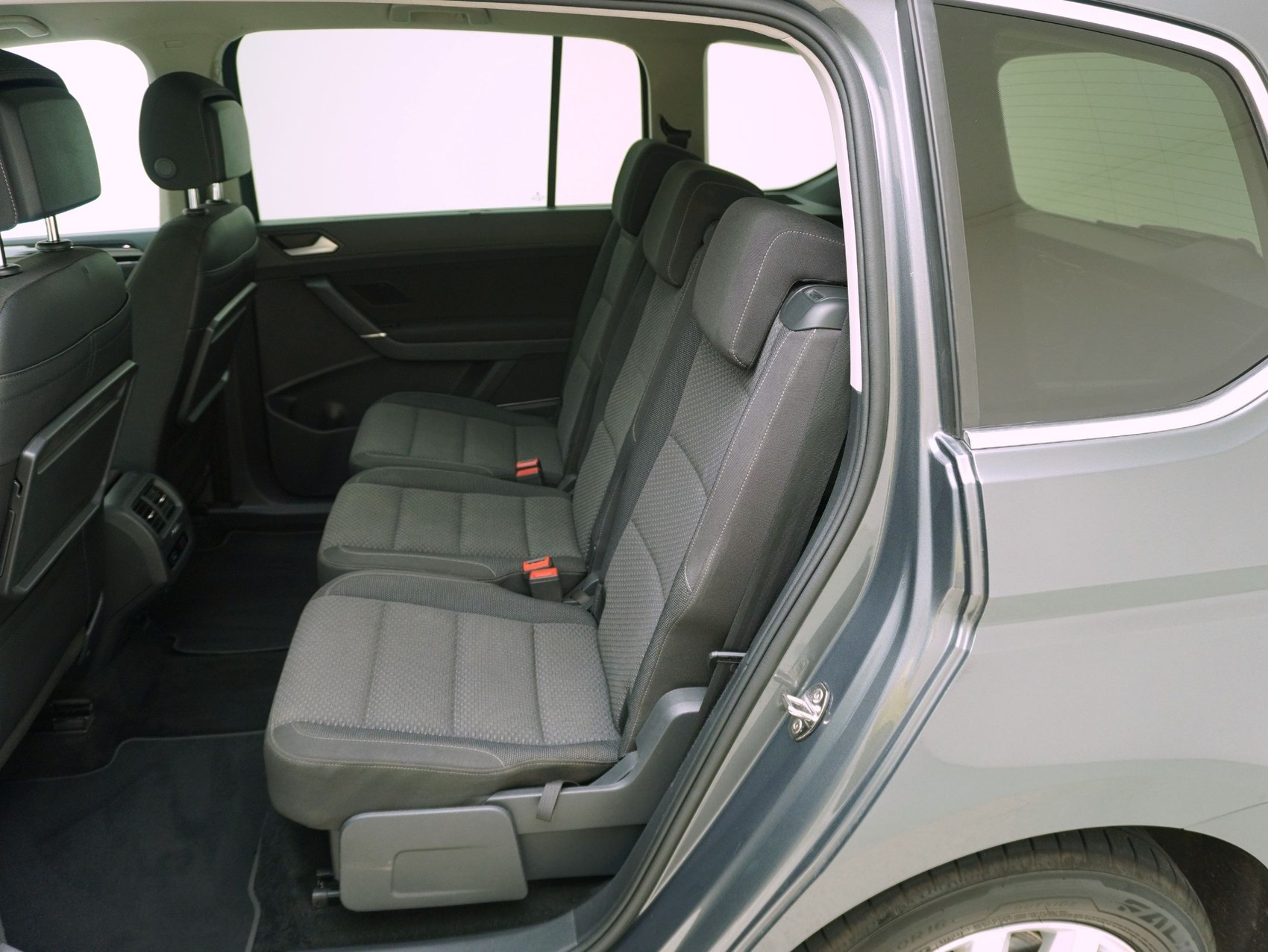 VW Touran 1.5 TSI DSG Comfortline-image-9