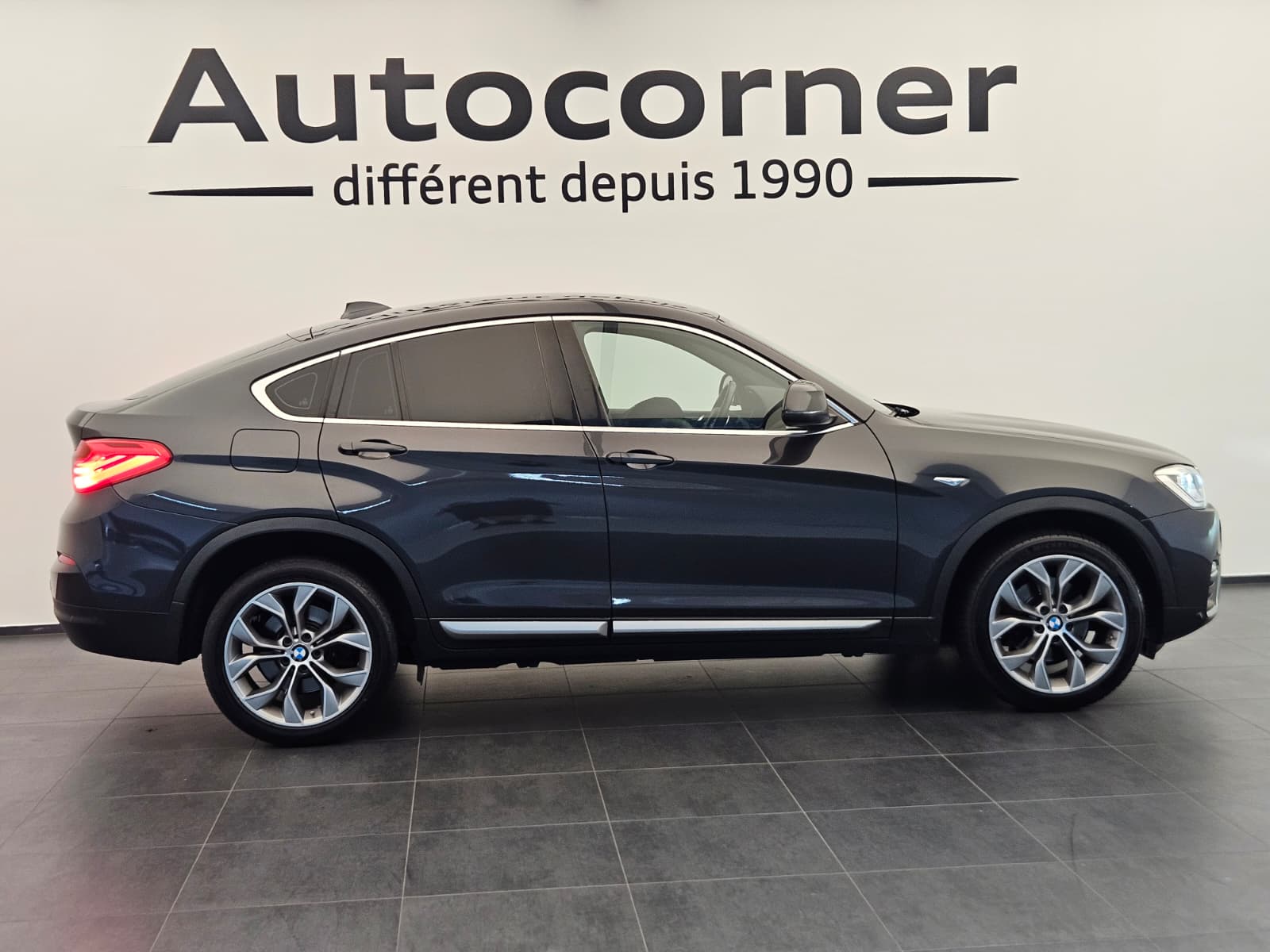 BMW X4 xDrive 30d xLine Steptronic-image-5