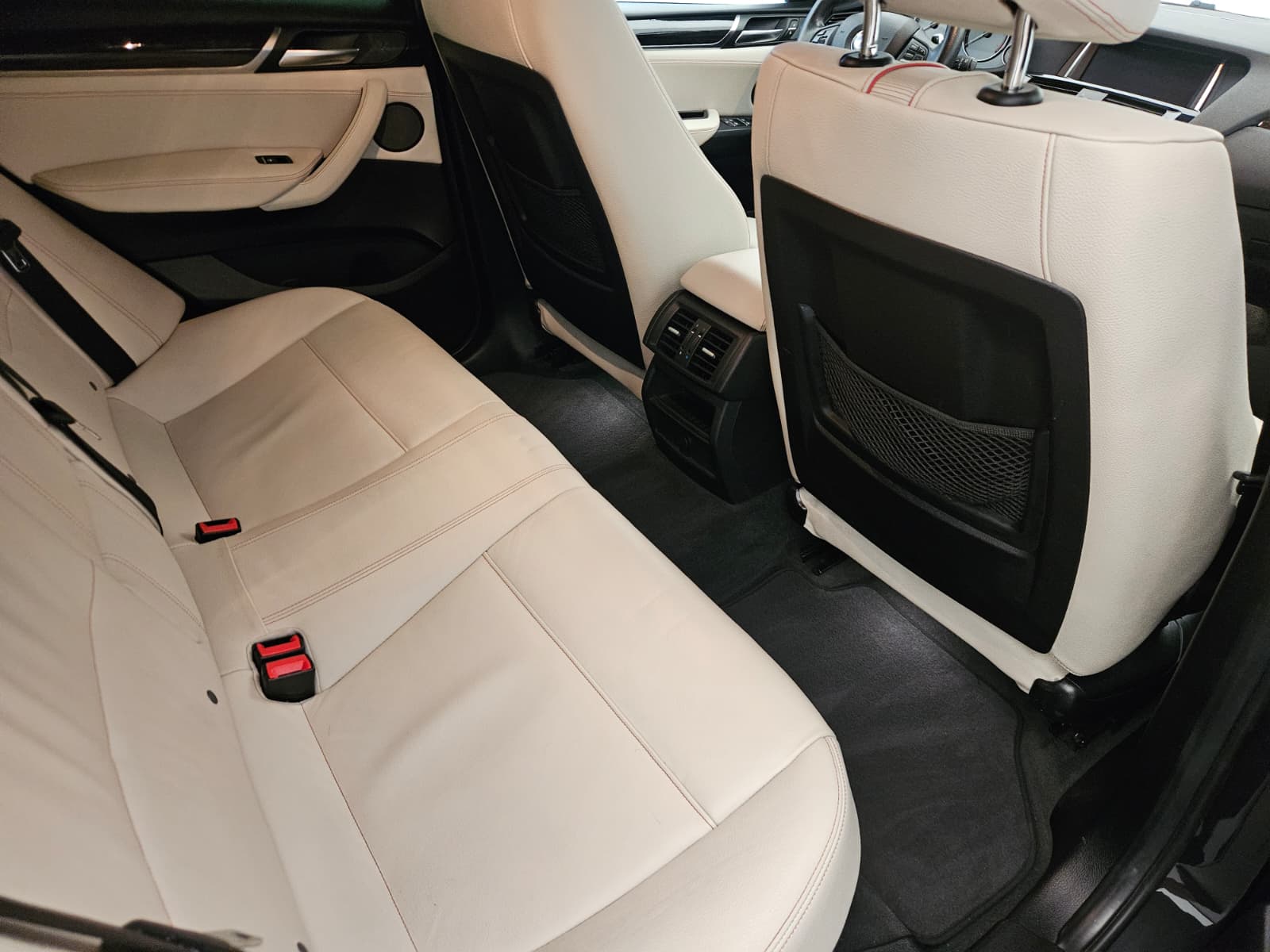 BMW X4 xDrive 30d xLine Steptronic-image-13