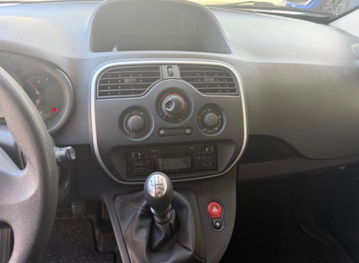 RENAULT Kangoo Medium TCe 115 ENERGY Business-image-10
