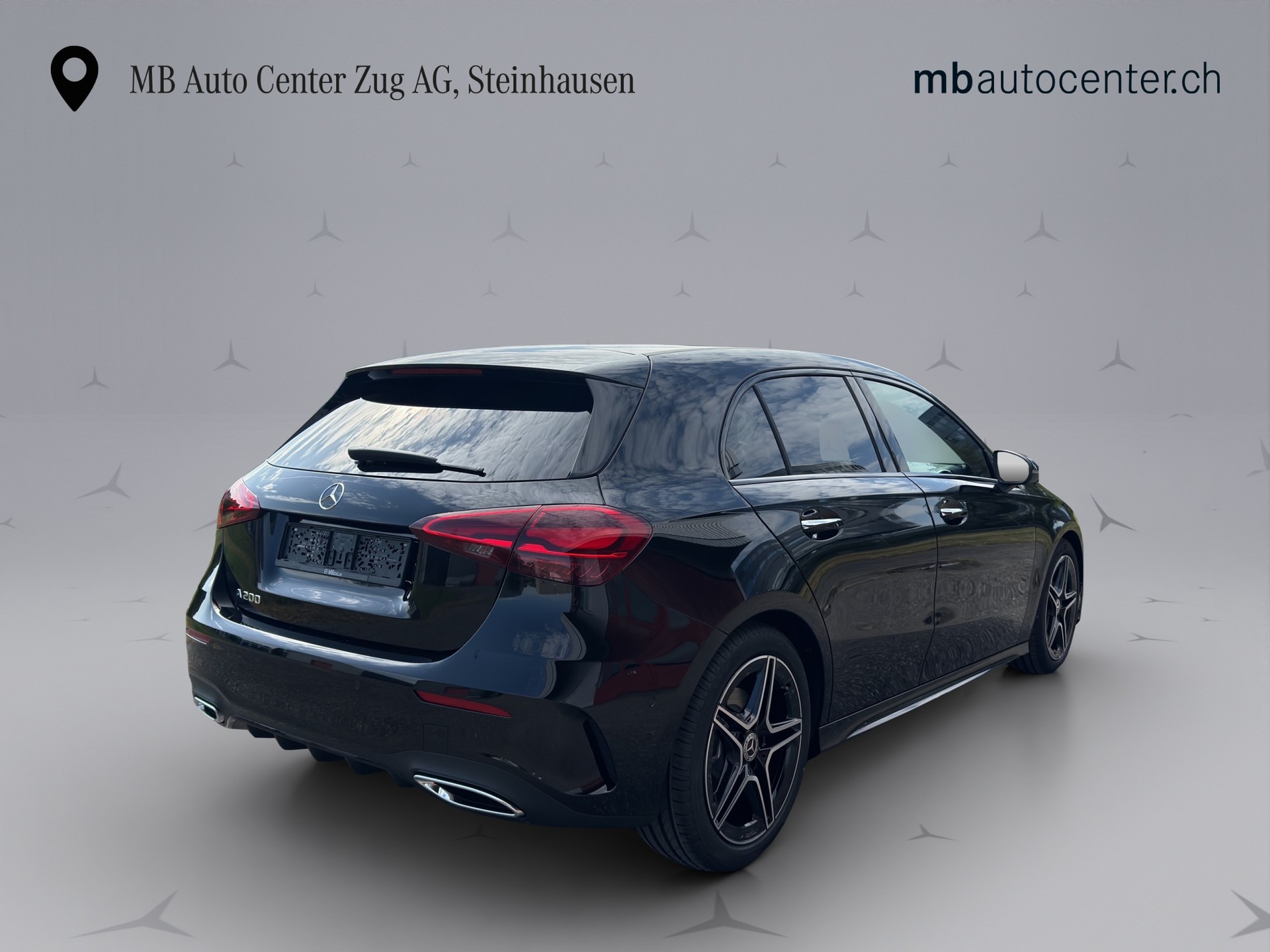 MERCEDES-BENZ A 200 Night Star AMG Line-image-5