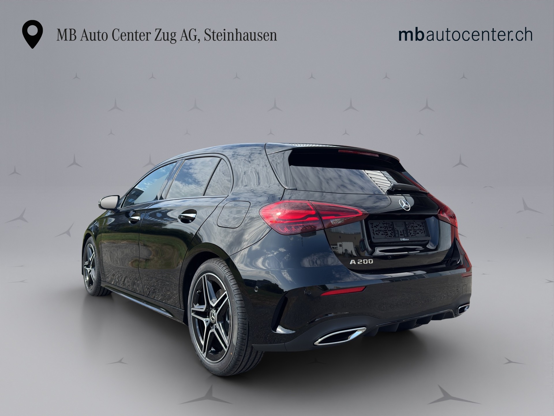 MERCEDES-BENZ A 200 Night Star AMG Line-image-3