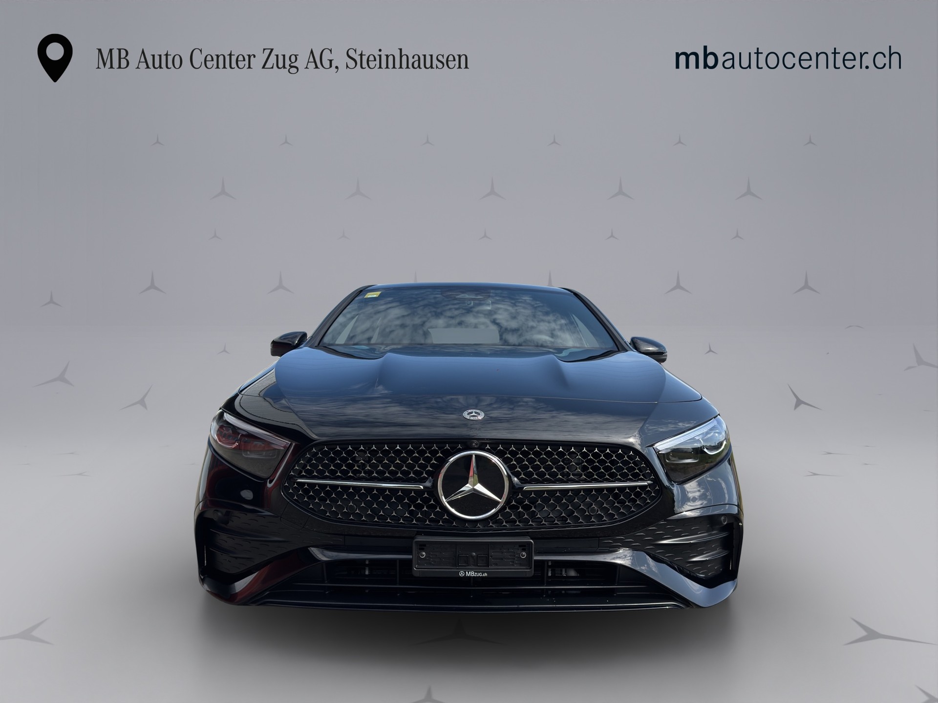 MERCEDES-BENZ A 200 Night Star AMG Line-image-8