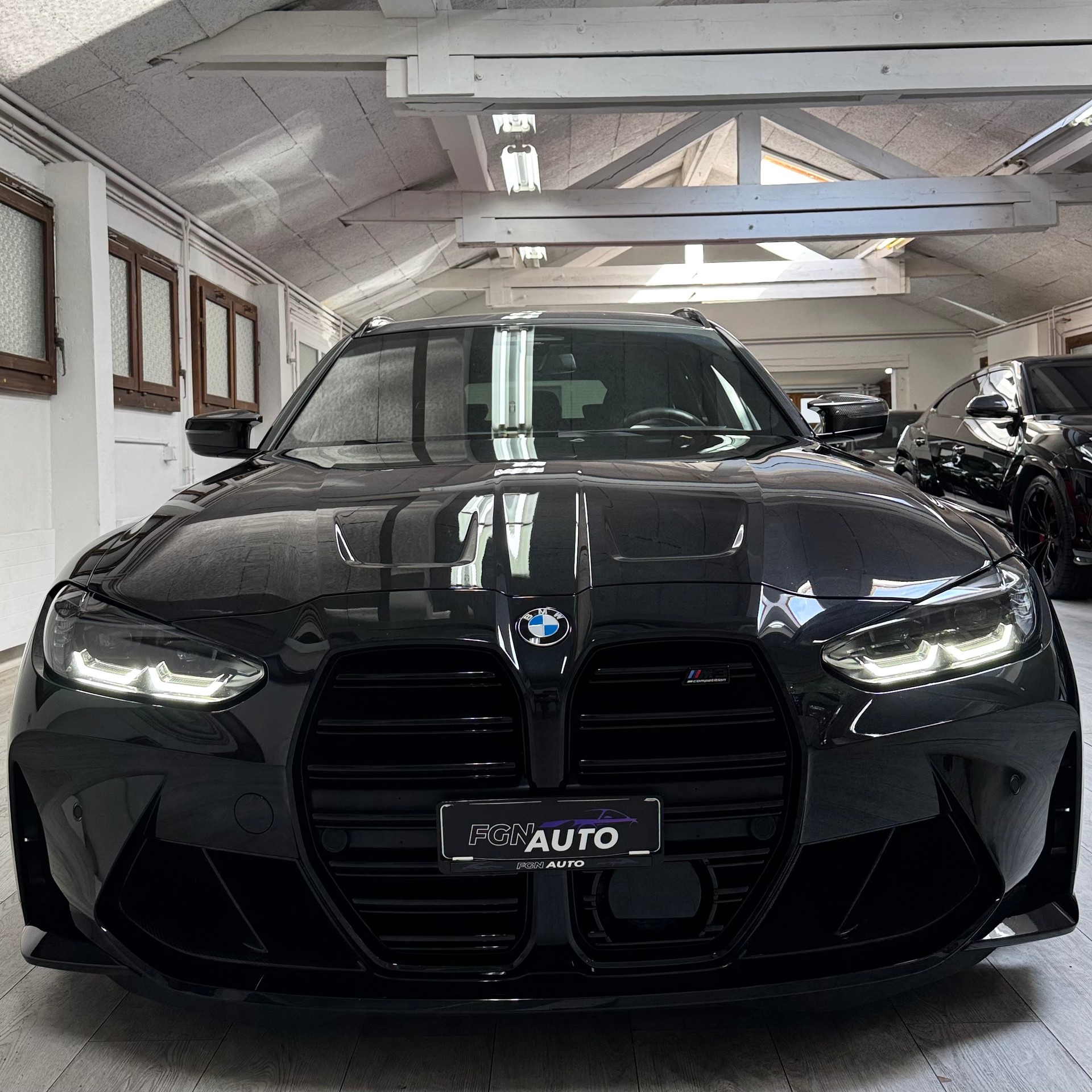 BMW M3 Touring xDrive Competition M-image-1