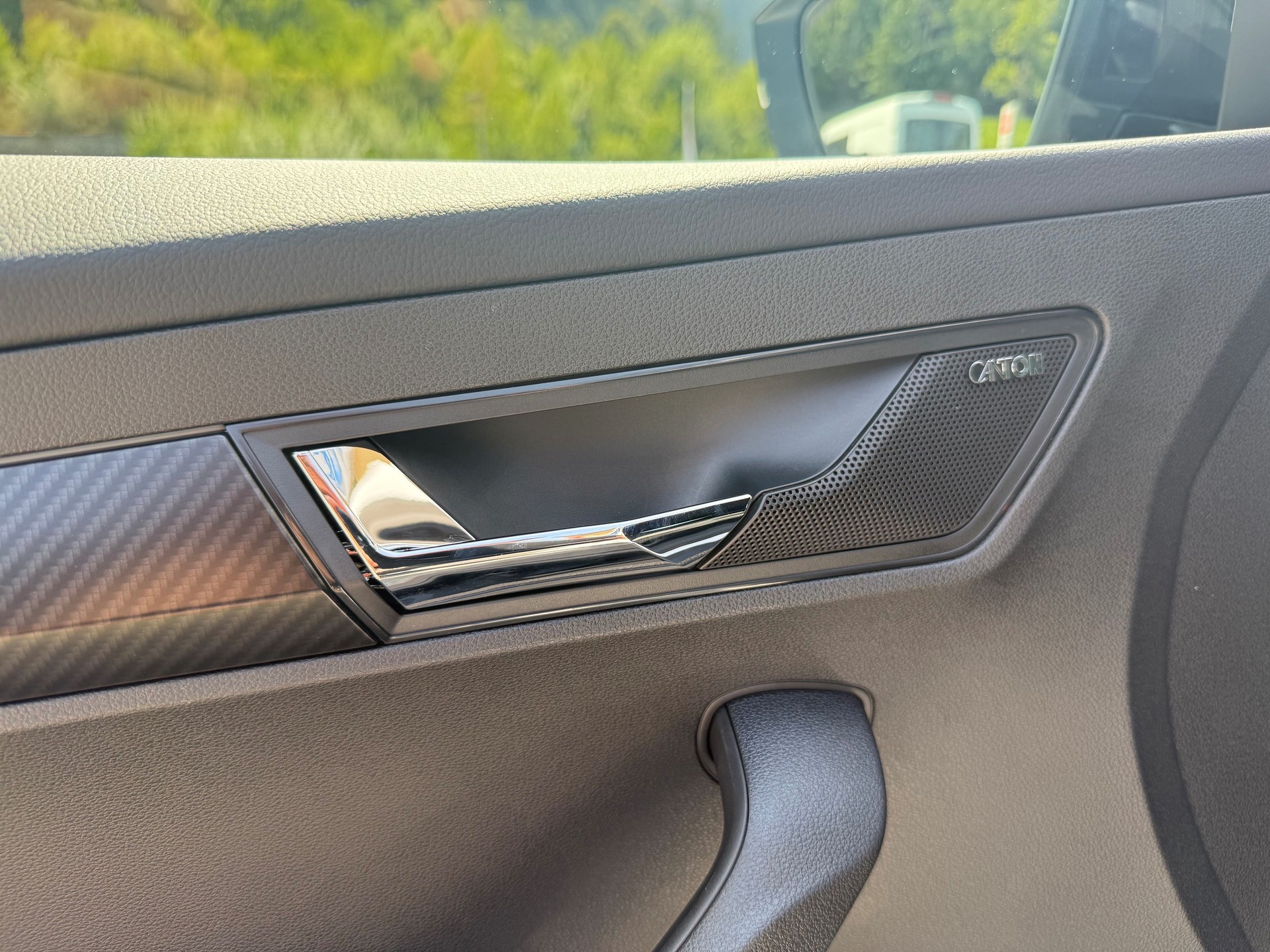 SKODA Karoq 2.0 TSI SportLine 4x4 DSG-image-13