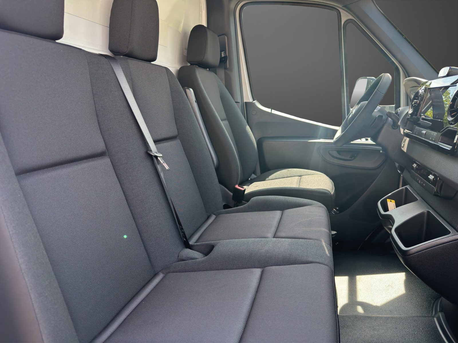MERCEDES-BENZ Sprinter 319 CDI Lang 9G-TRONIC-image-8