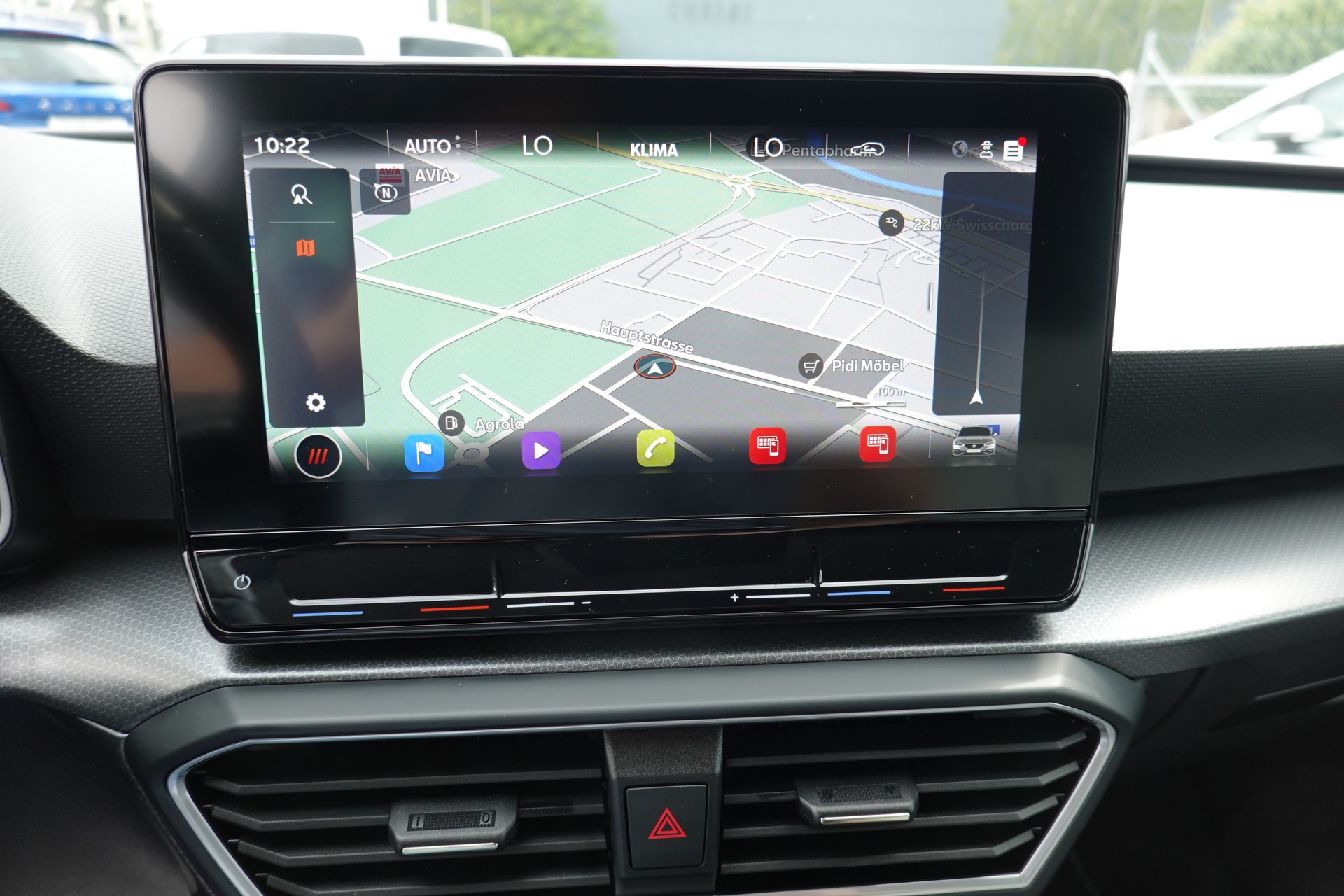 SEAT LEON ST 1.5 - eTSI -MHEV - DSG - "STYLE" - 150 PS-image-11