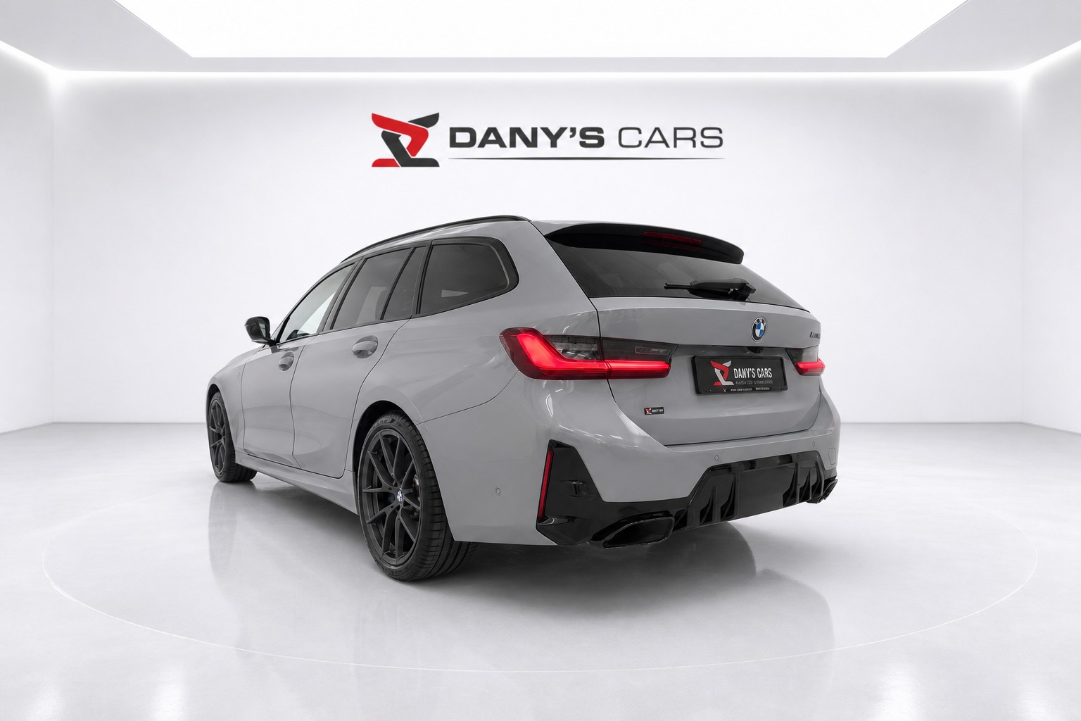 BMW M340i xDrive 48V Touring Steptronic M Performance-image-5