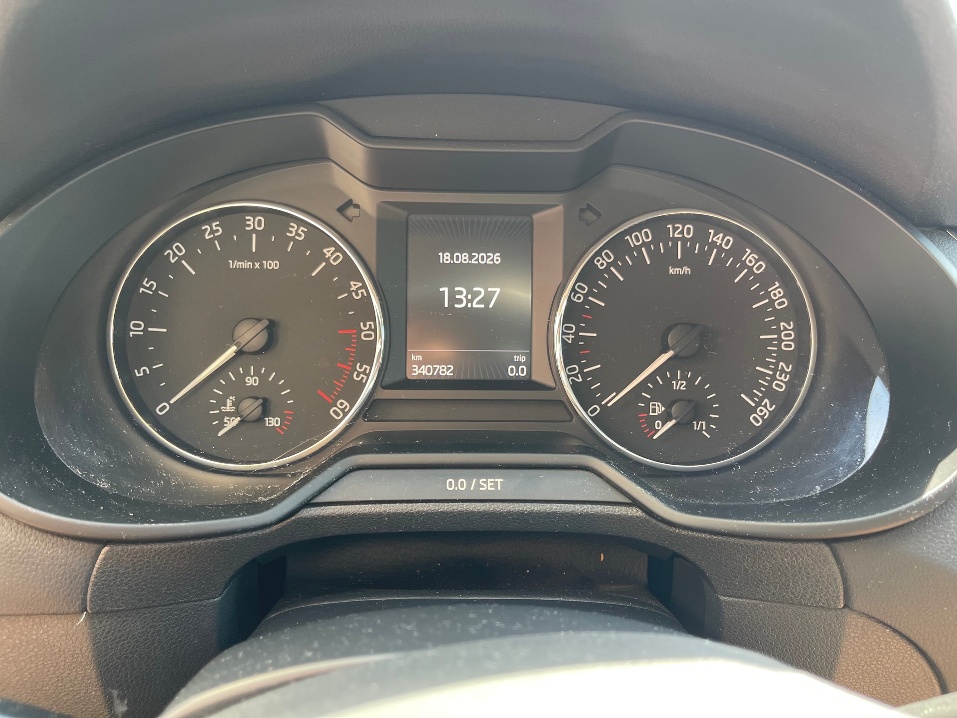 SKODA Octavia Combi 2.0 TDI Style DSG-image-12